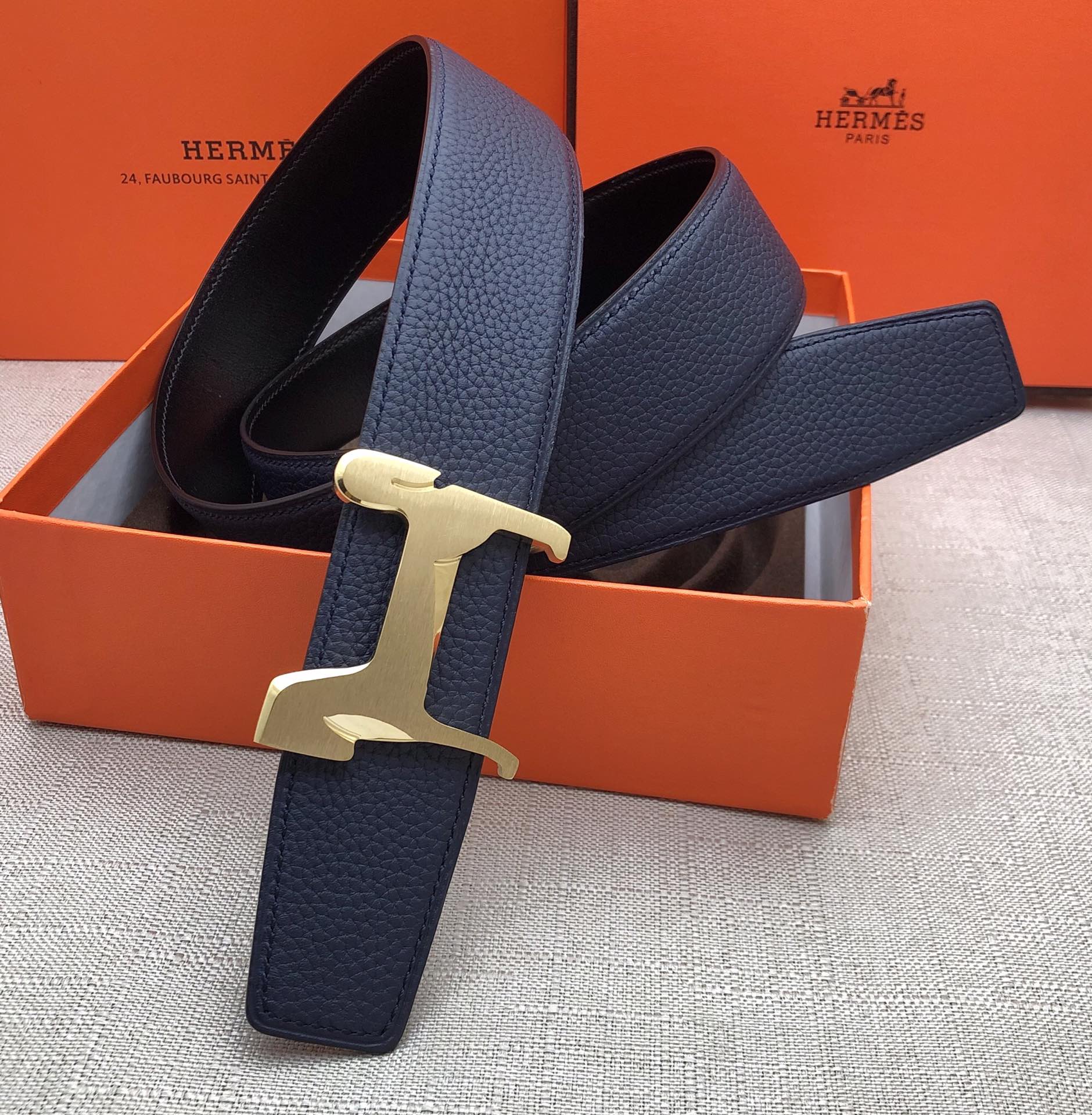Hermès Basic Belt Top Grain Leather Black 38mm