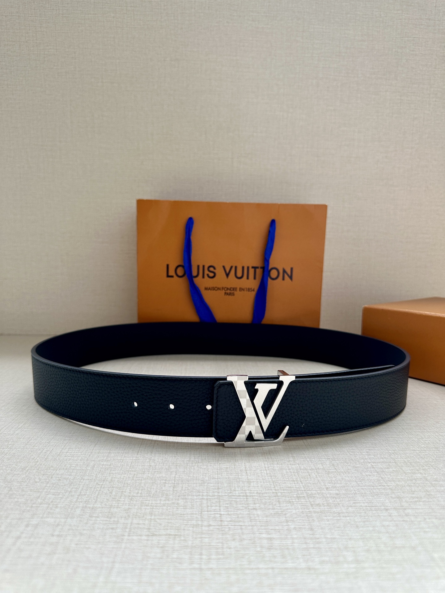 Louis Vuitton Leather Belt Cow Leather Gold L