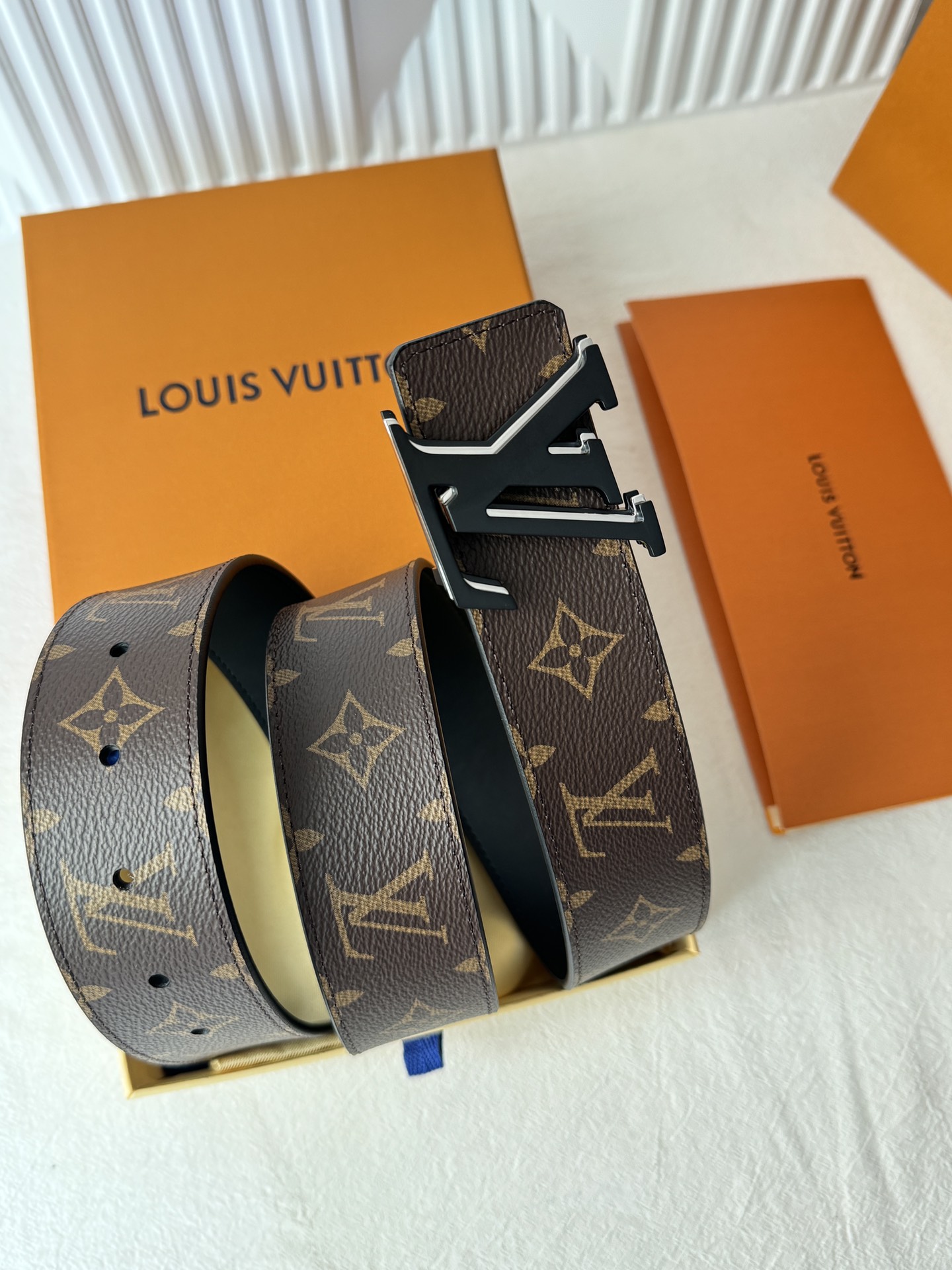Louis Vuitton Basic Belt 40mm-s-m-l