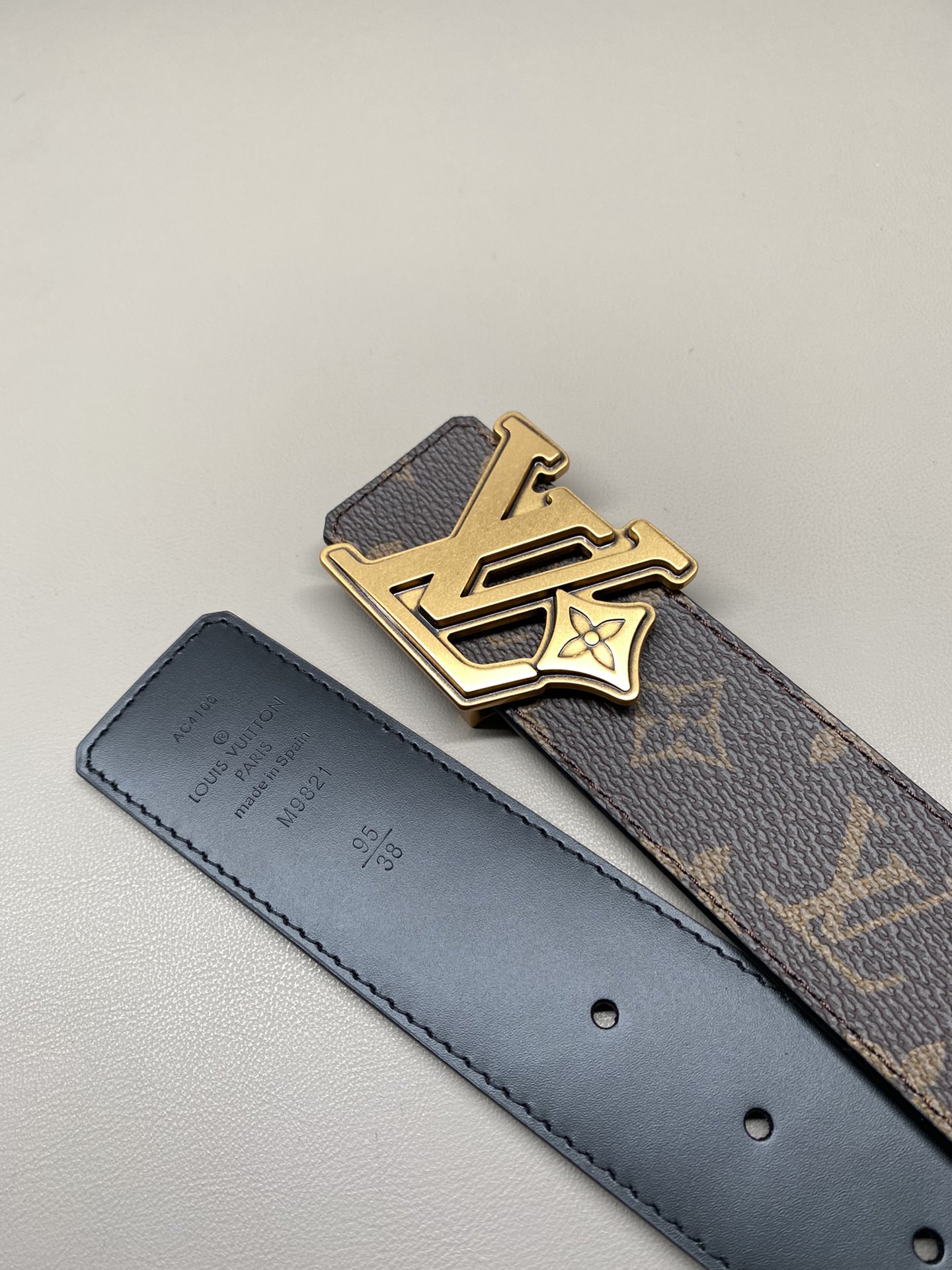 Louis Vuitton Basic Belt Canvas M-l