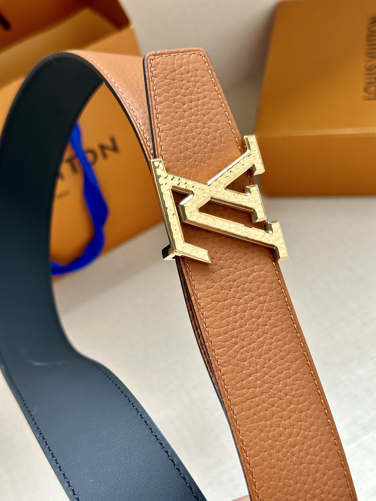 Louis Vuitton Basic Belt L