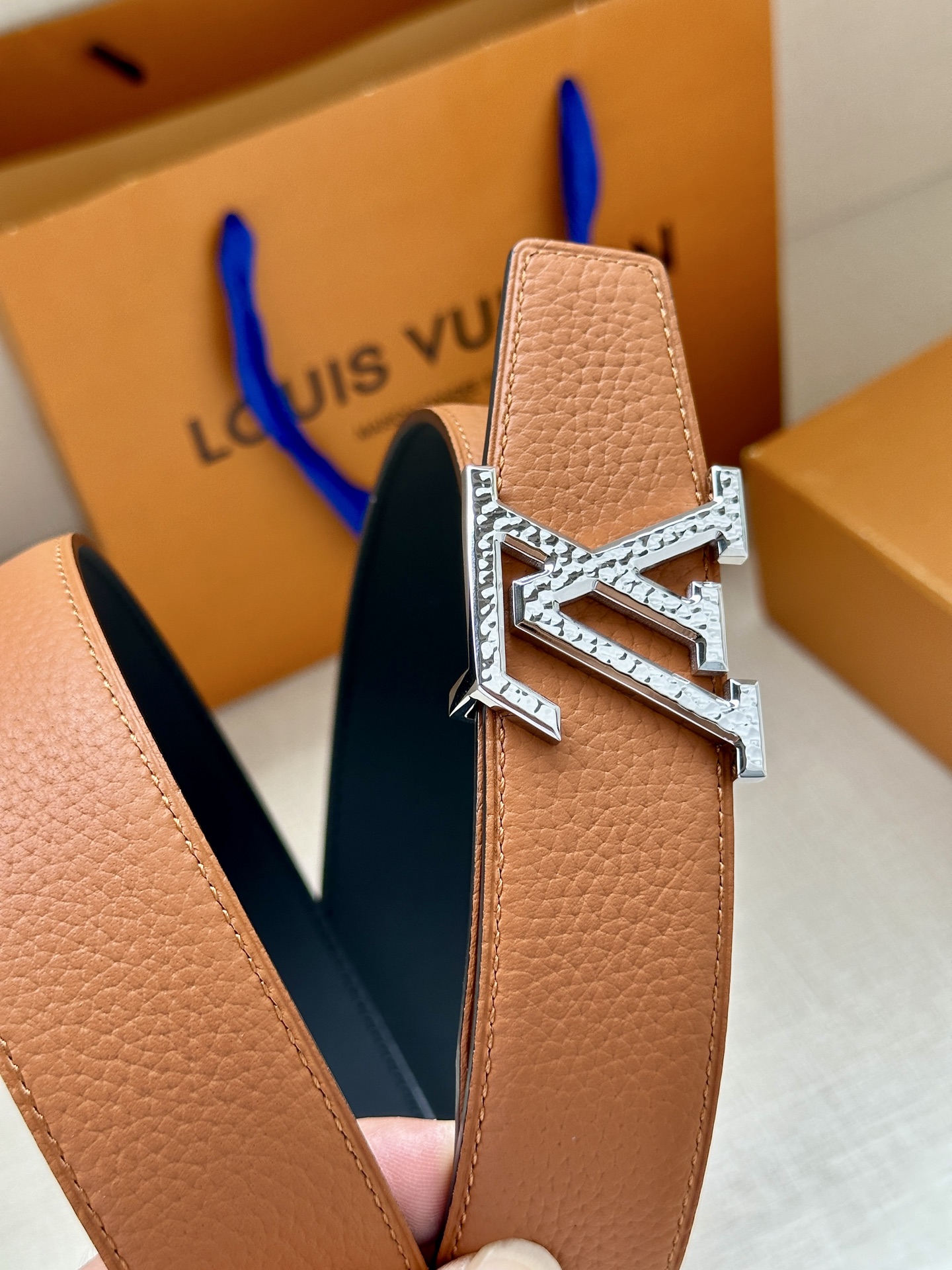 Louis Vuitton Basic Belt L