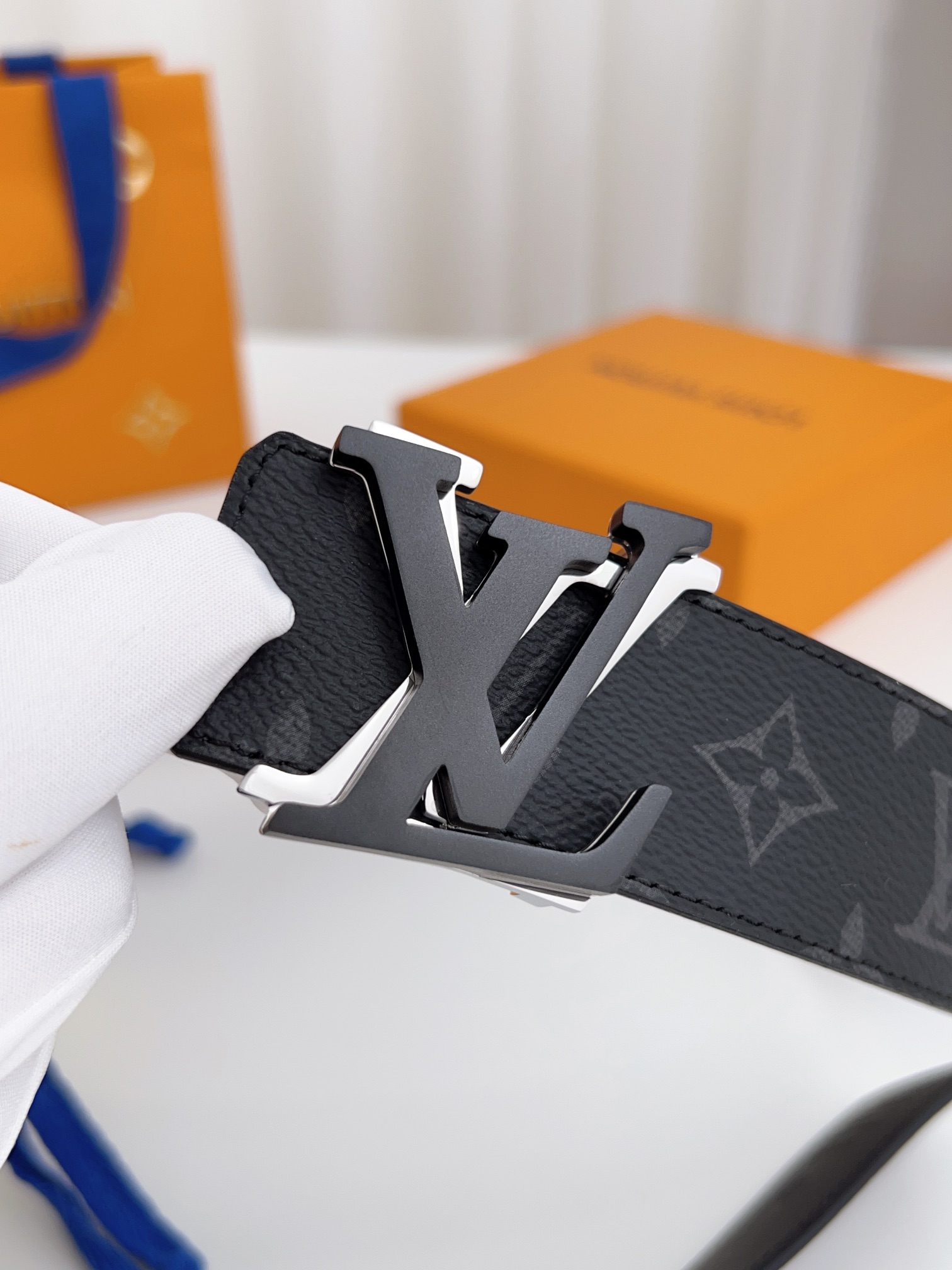 Louis Vuitton Basic Belt Cow Leather Waterproof 125cm-m-l