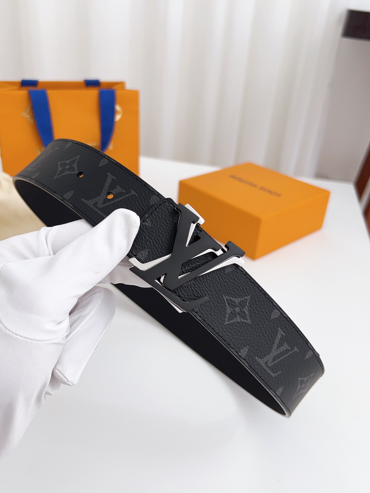 Louis Vuitton Basic Belt Cow Leather Waterproof 125cm-m-l