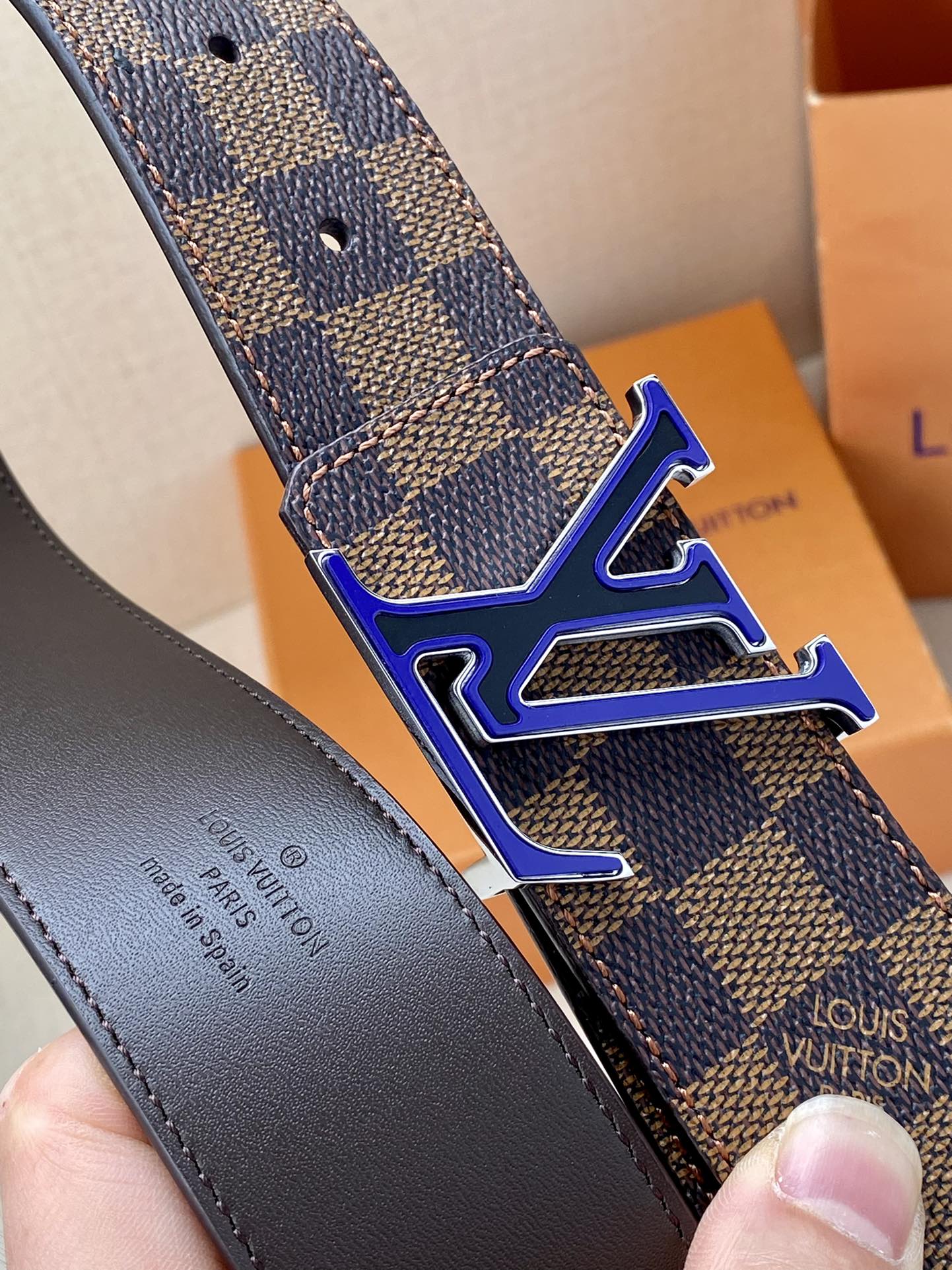 Louis Vuitton Male Leather Belt M-l