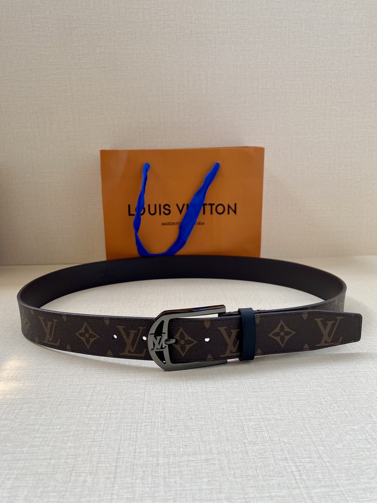 Louis Vuitton Male Canvas Belt Canvas M-l