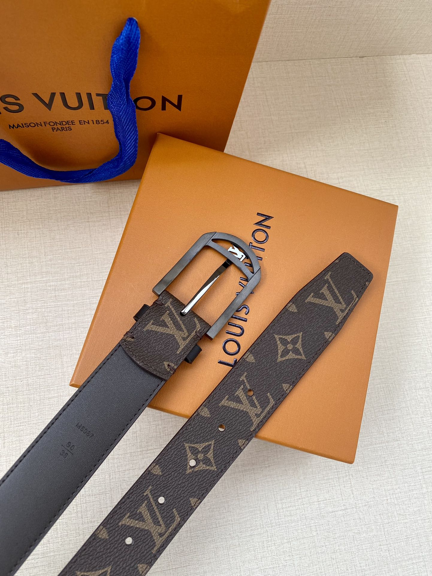 Louis Vuitton Male Canvas Belt Canvas M-l