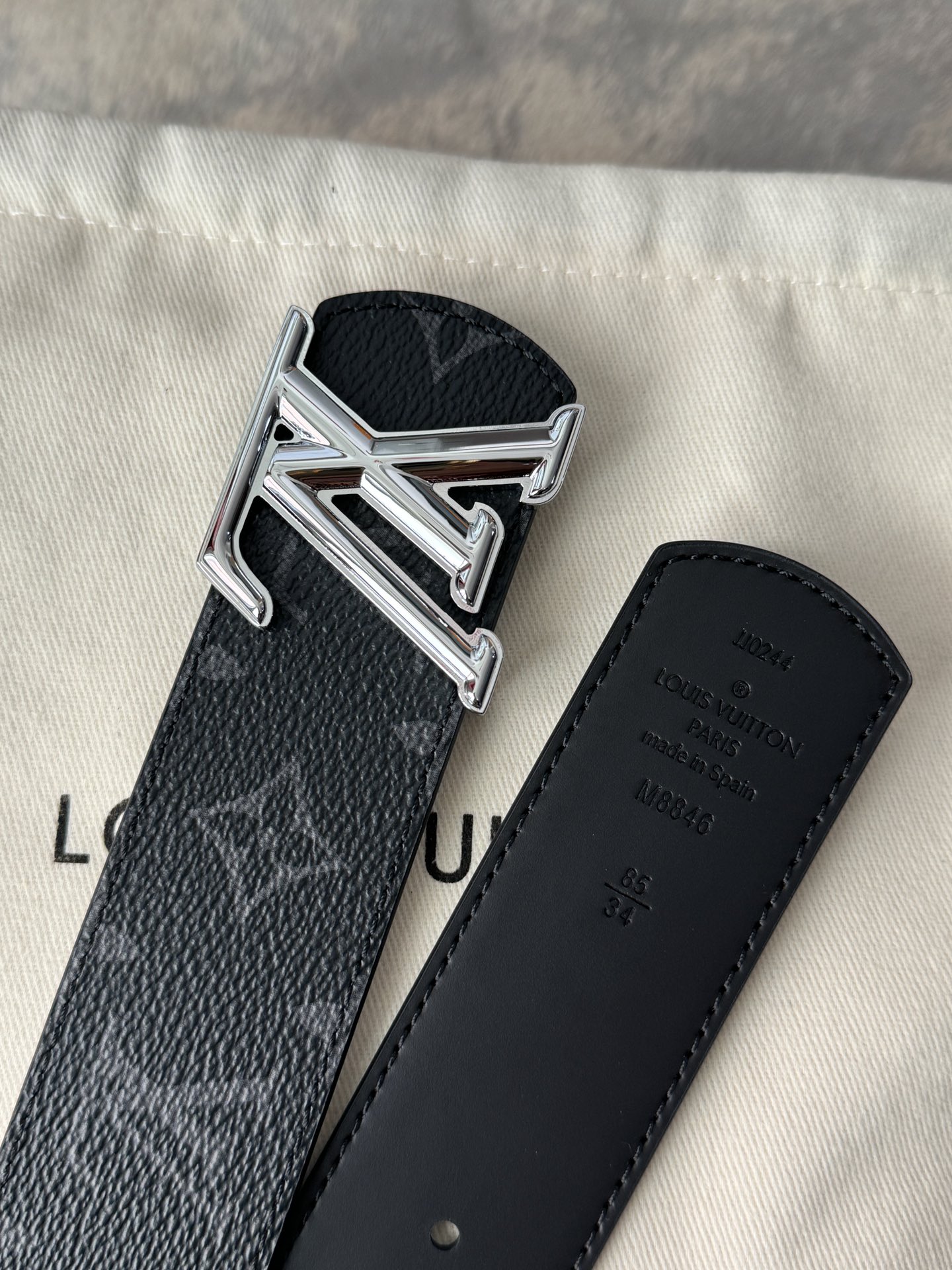 Louis Vuitton Basic Belt Cow Leather Black M-l
