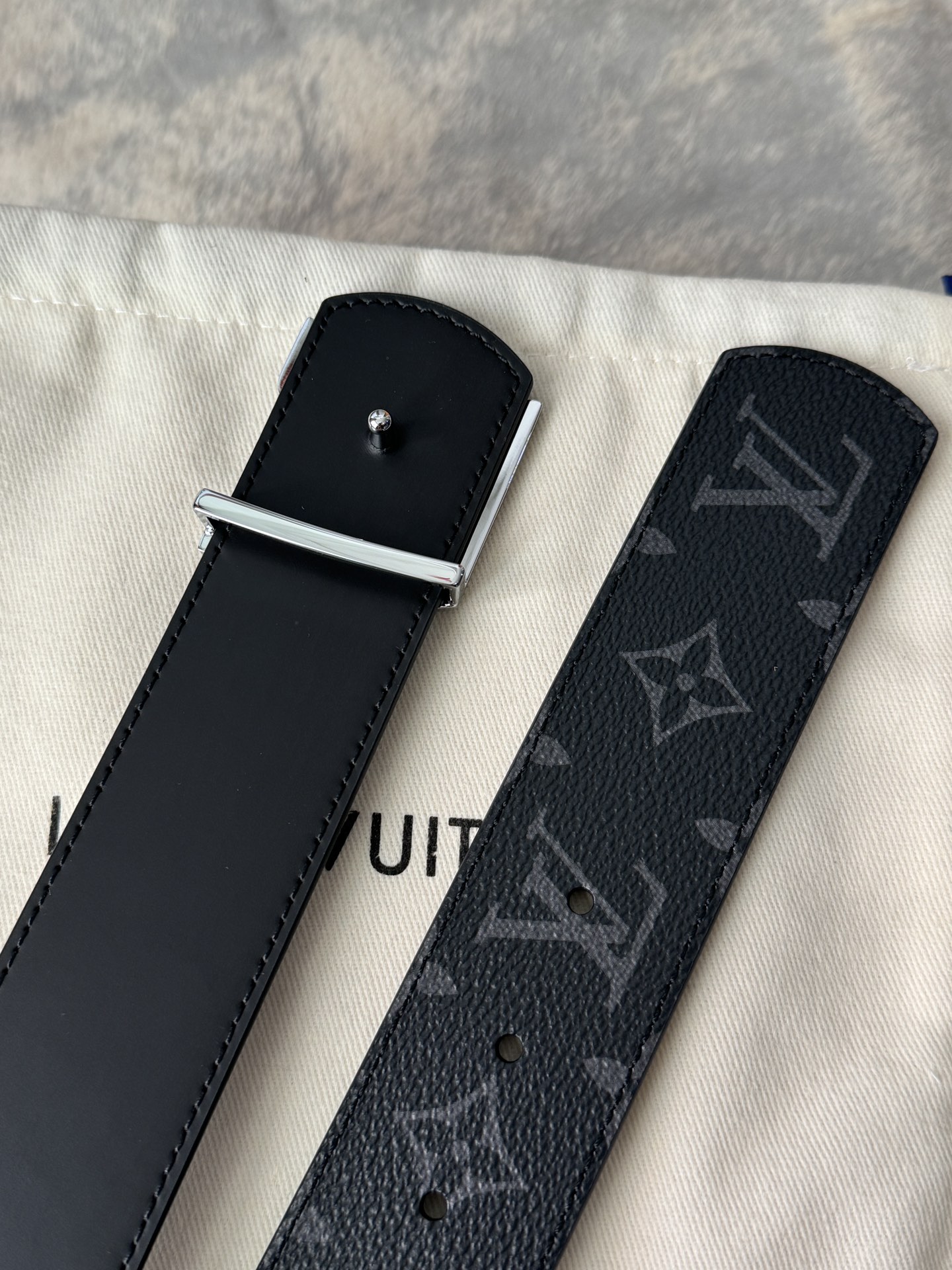 Louis Vuitton Basic Belt Cow Leather Black M-l