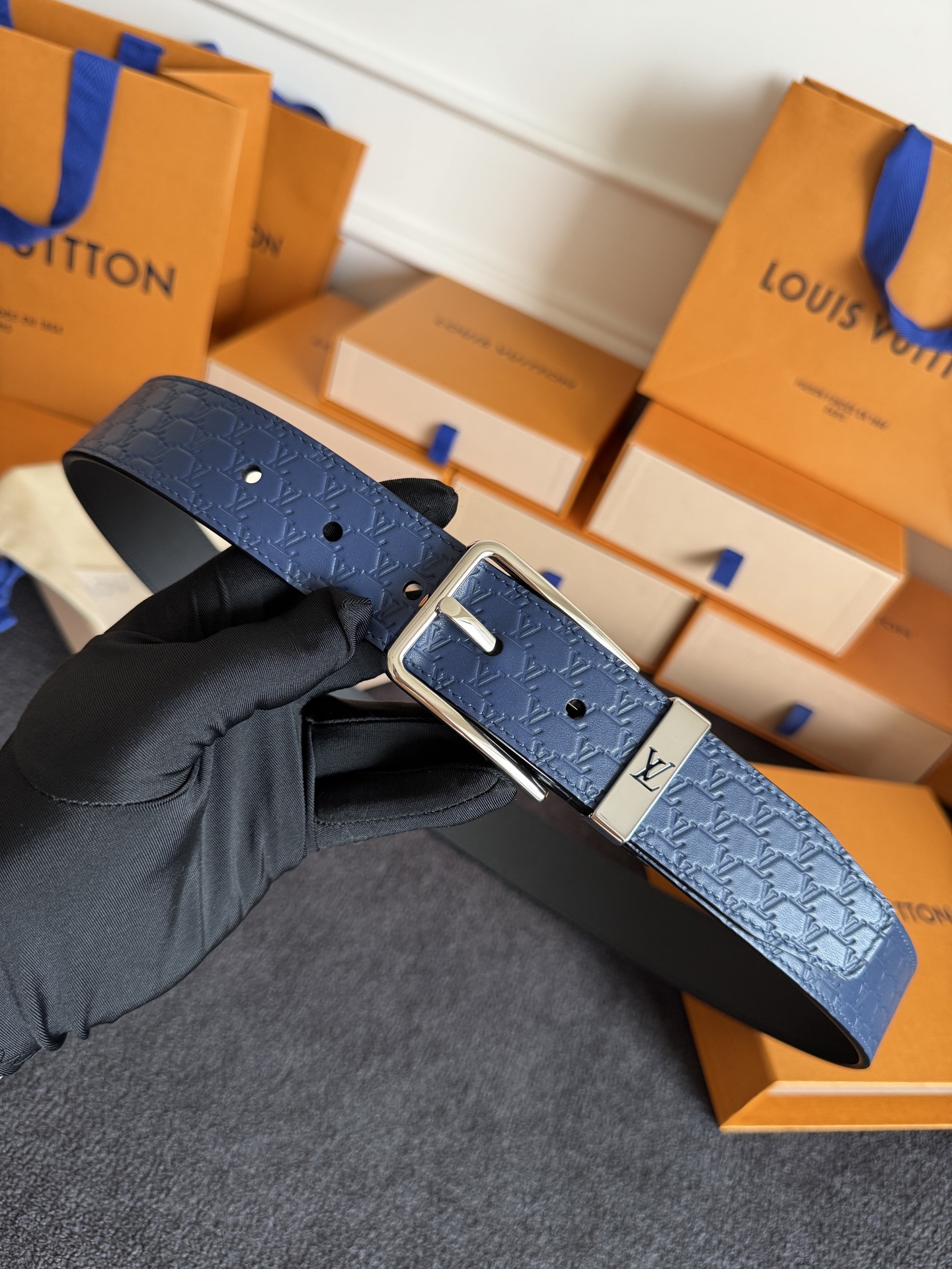 Louis Vuitton Basic Belt M-l