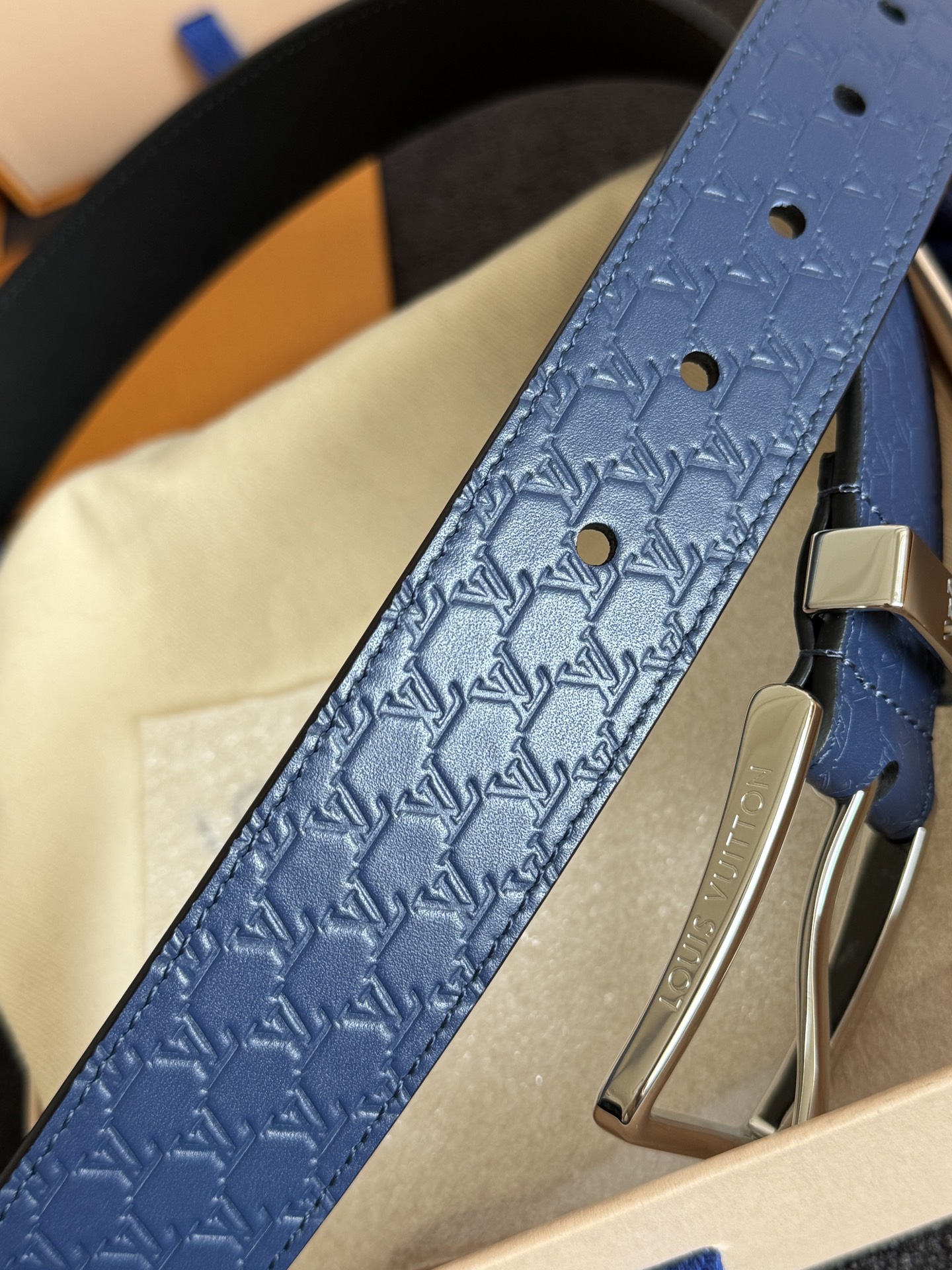 Louis Vuitton Basic Belt M-l