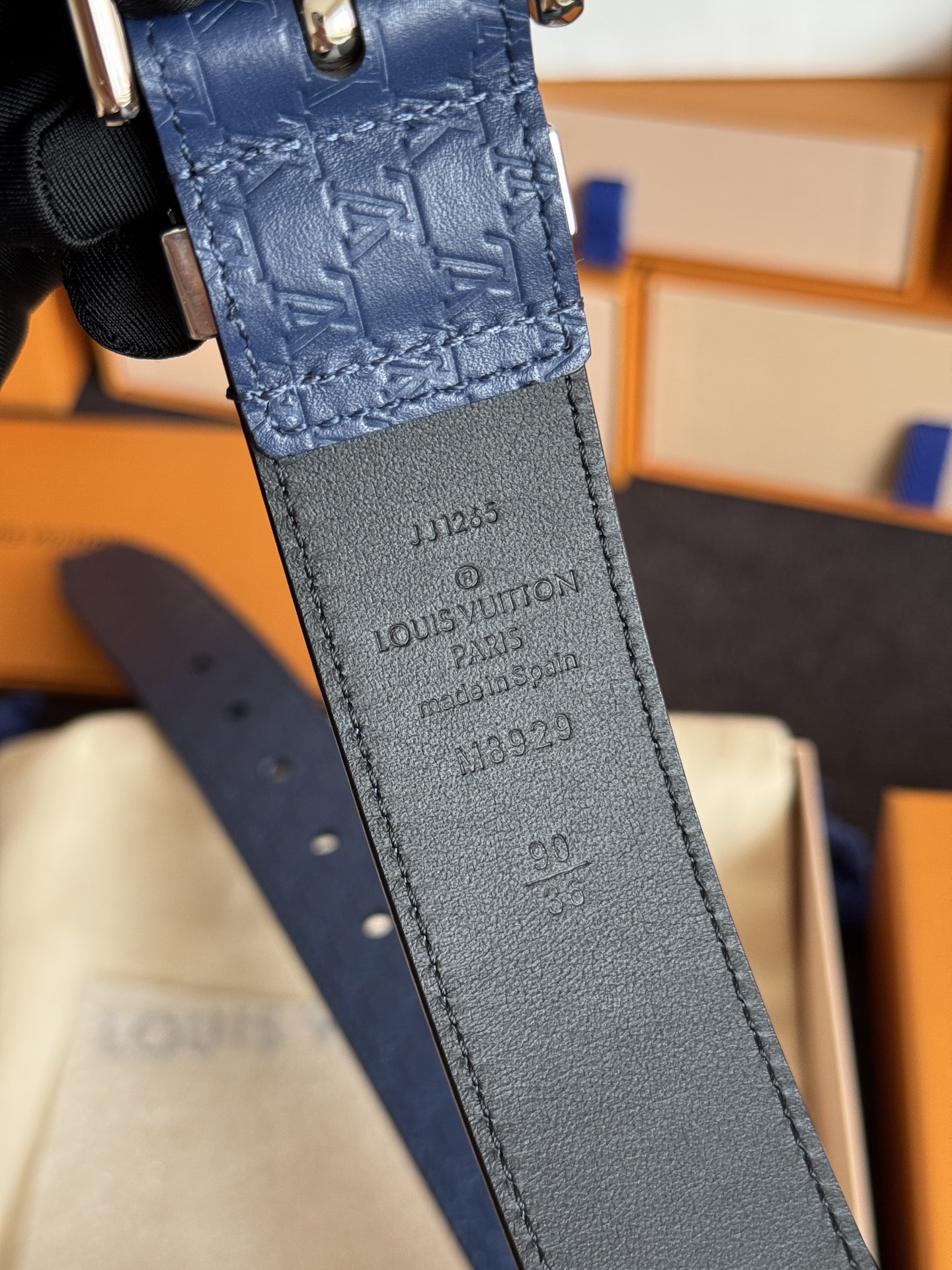 Louis Vuitton Basic Belt M-l