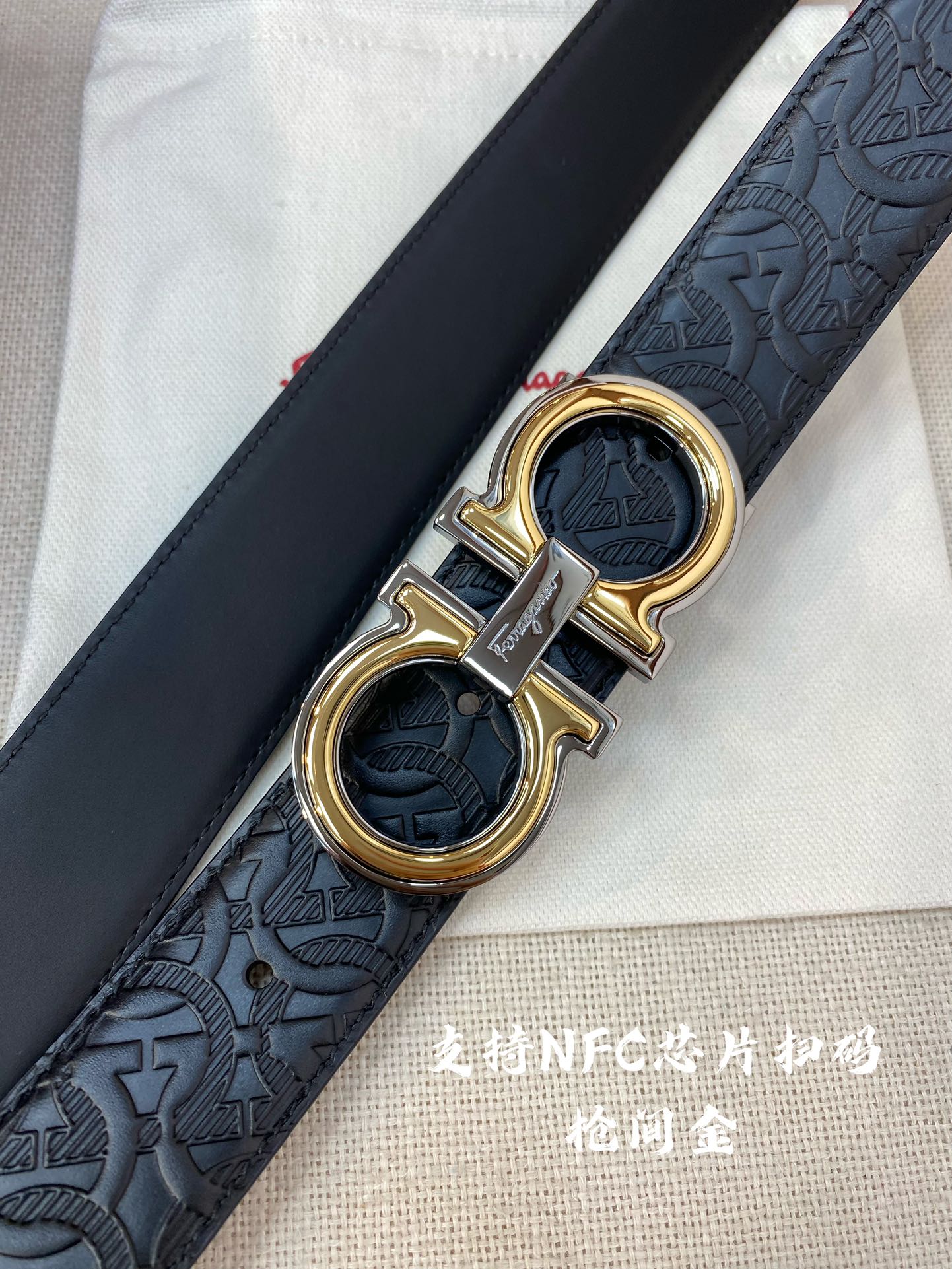 Salvatore Ferragamo Male Leather Belt Cow Leather M