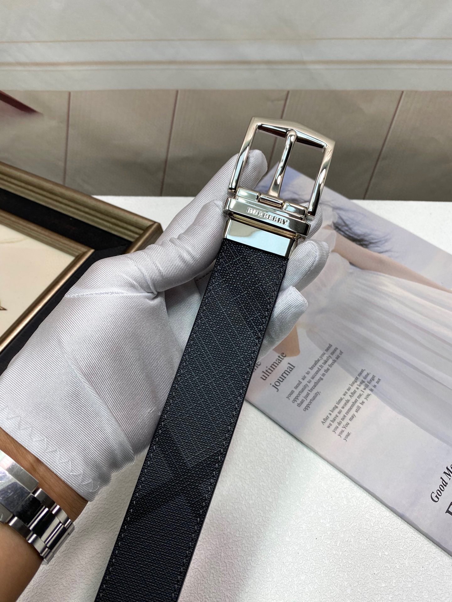 Burberry Male Leather Belt Cow Leather M