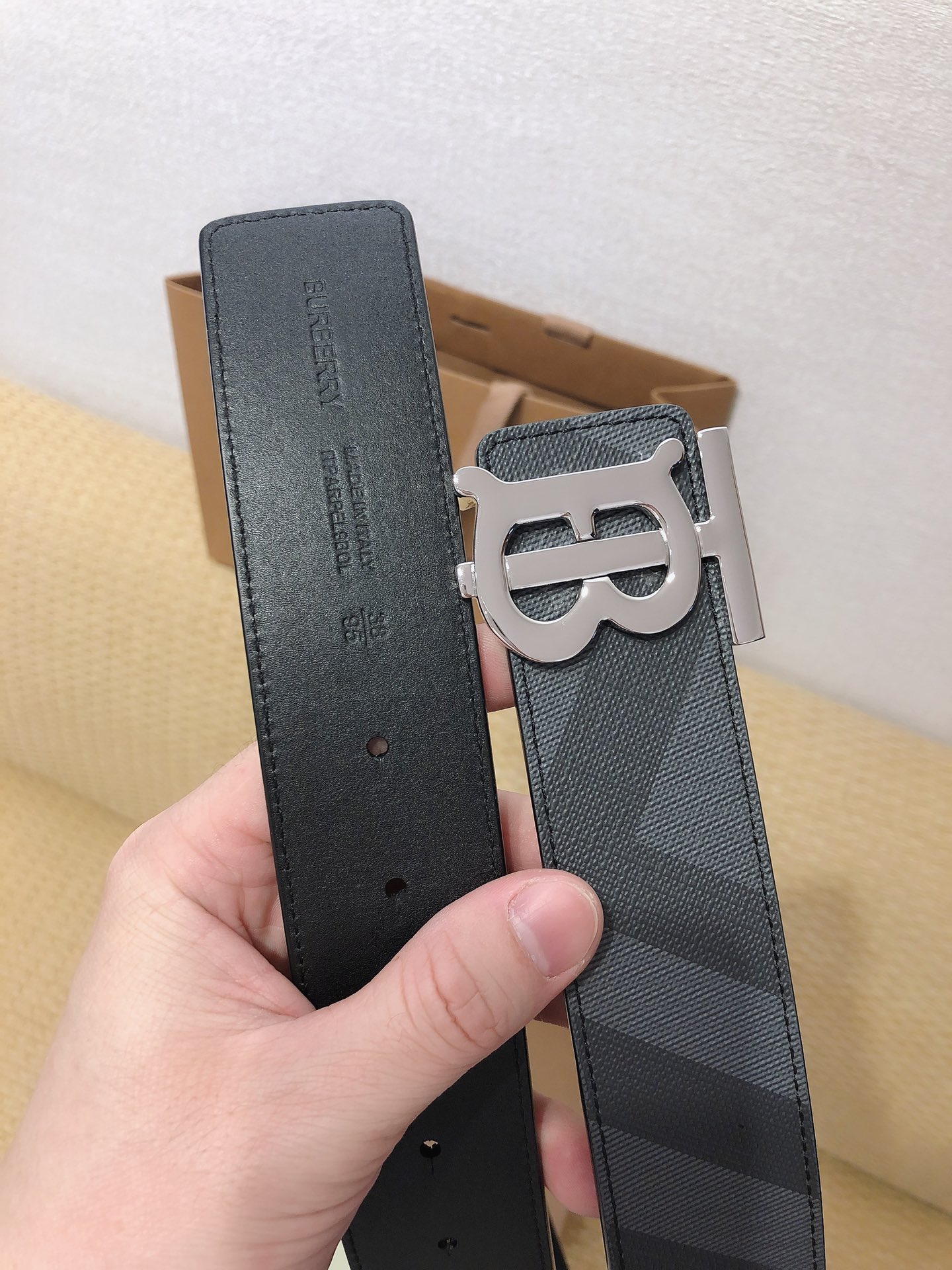 Burberry Basic Belt M