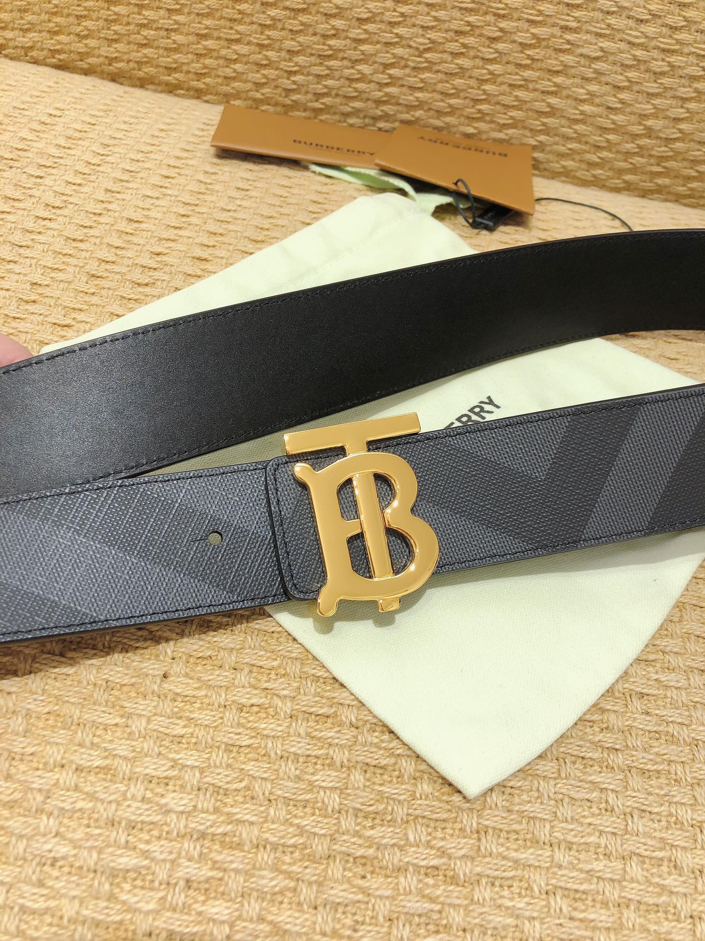 Burberry Basic Belt M