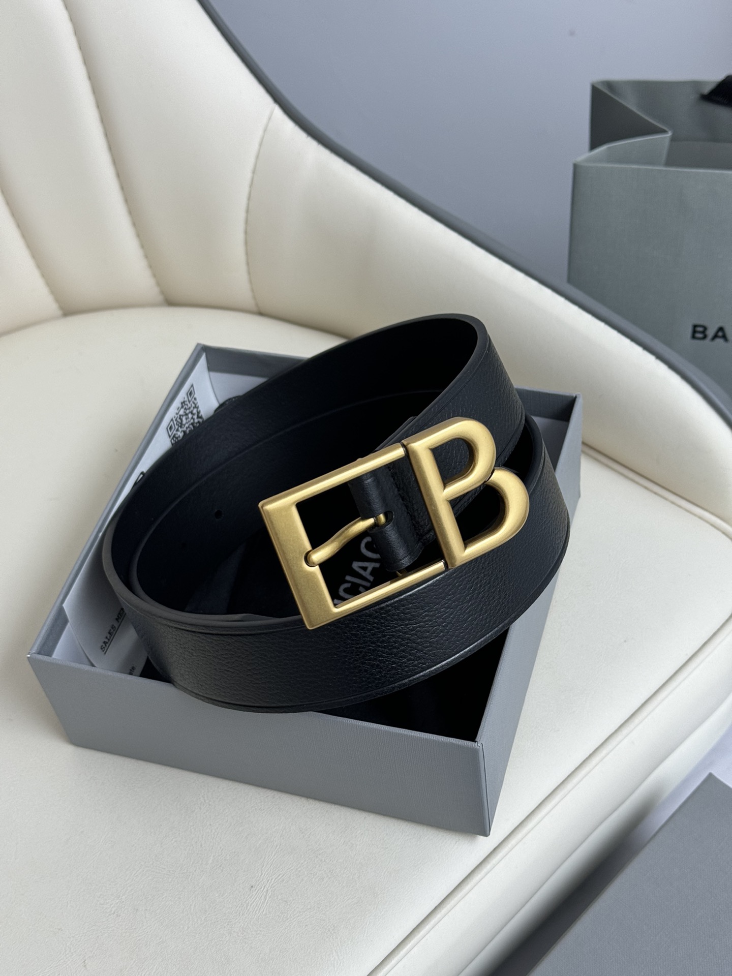 Balenciaga Basic Belt Cow Leather M-l