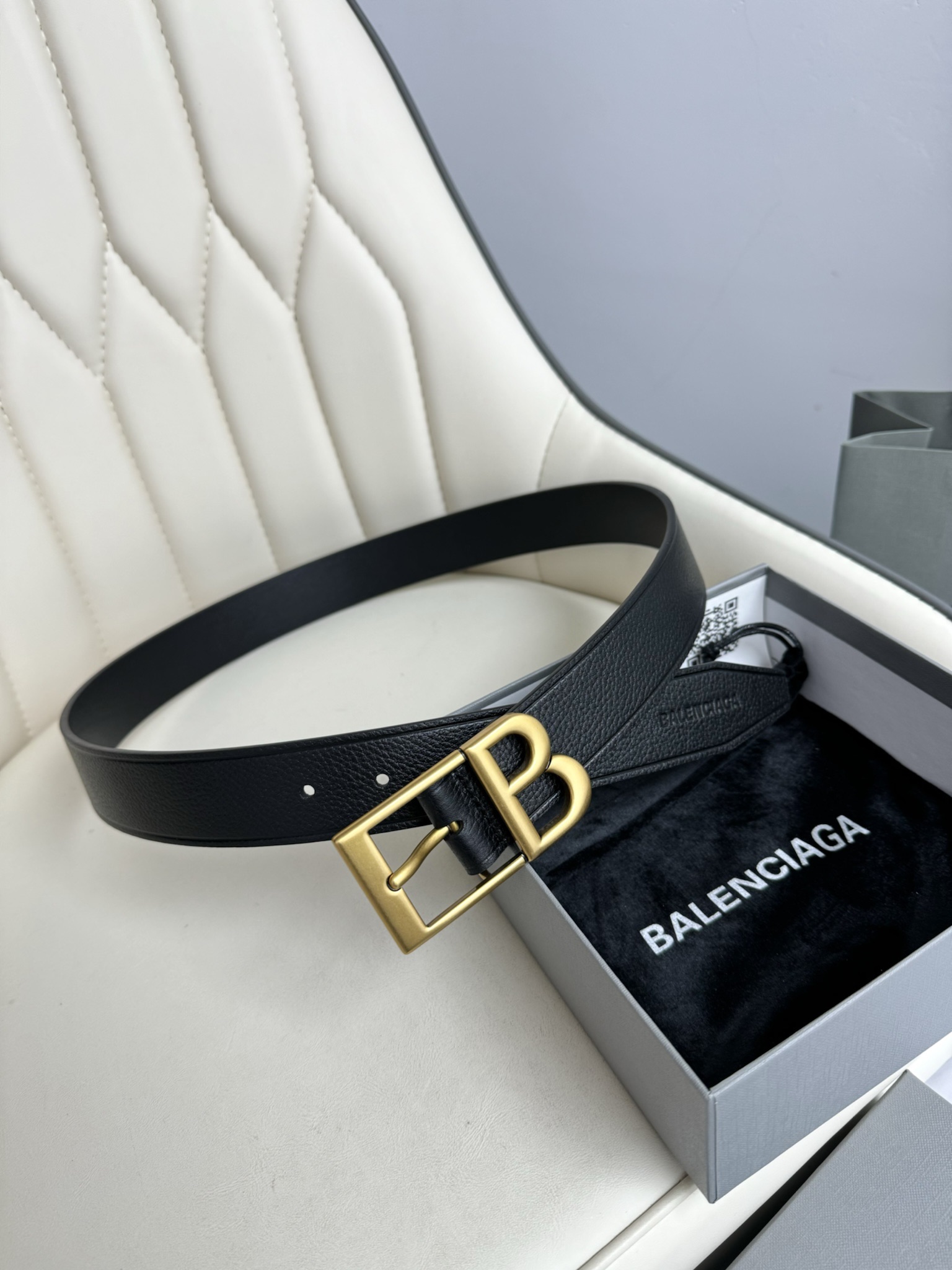 Balenciaga Basic Belt Cow Leather M-l