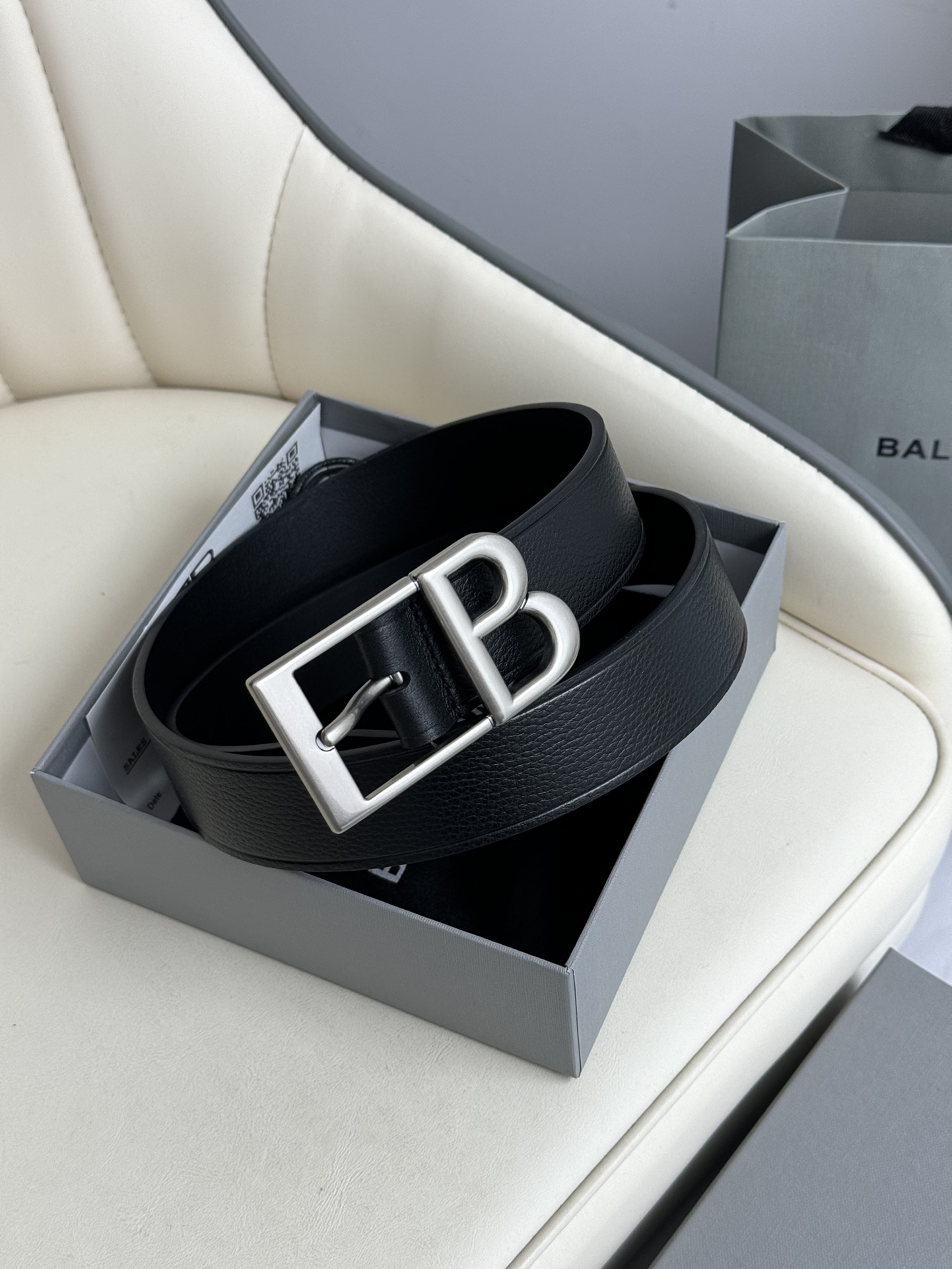 Balenciaga Basic Belt Cow Leather M-l