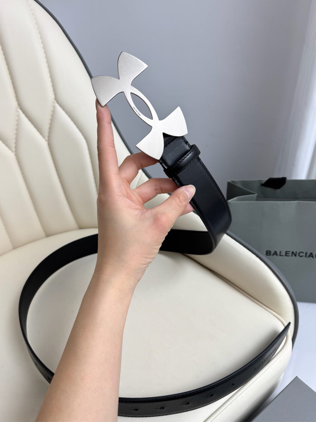 Balenciaga Basic Belt Cow Leather M-l