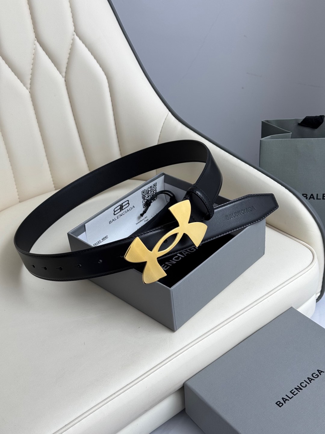 Balenciaga Basic Belt Cow Leather M-l