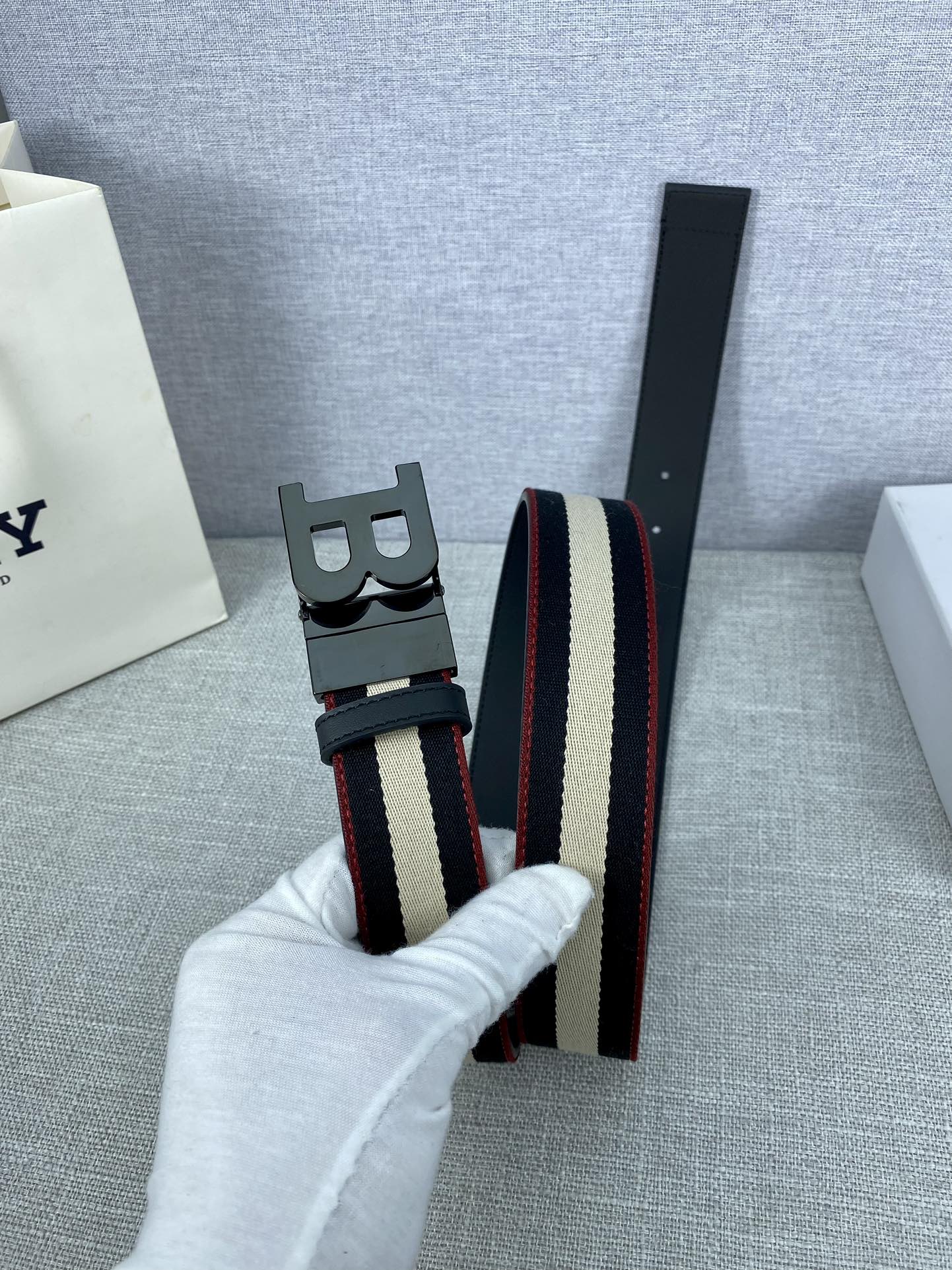 Bally Male Basic Belt S-l