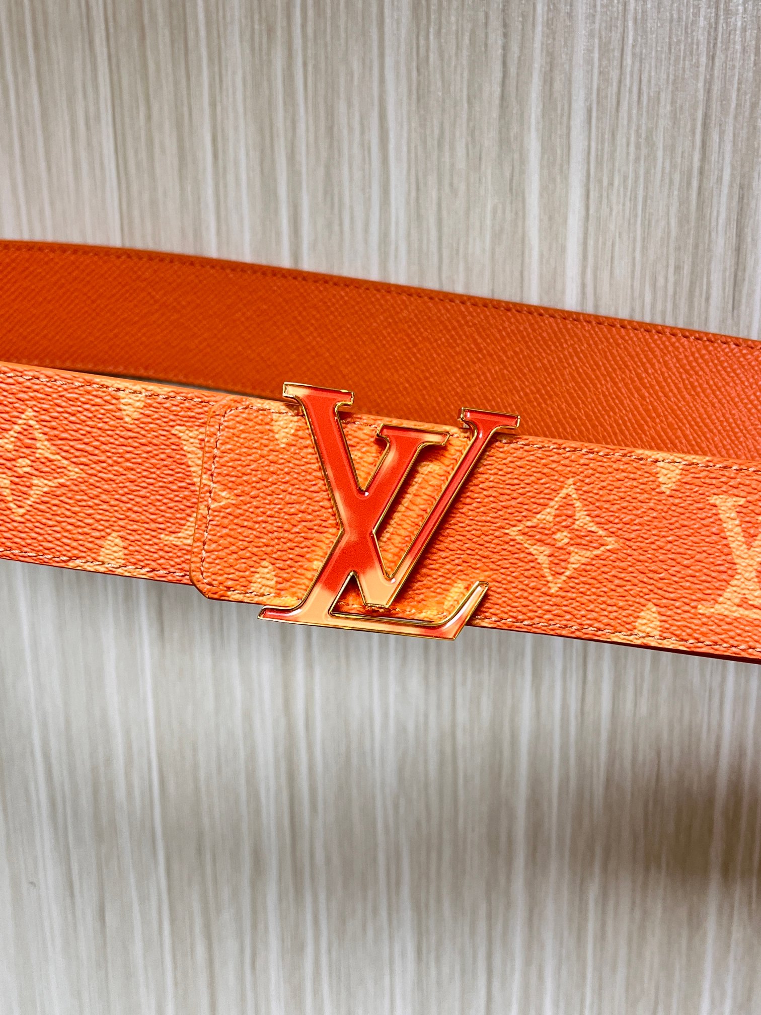 Louis Vuitton Leather Belt Silver 40mm-s-m