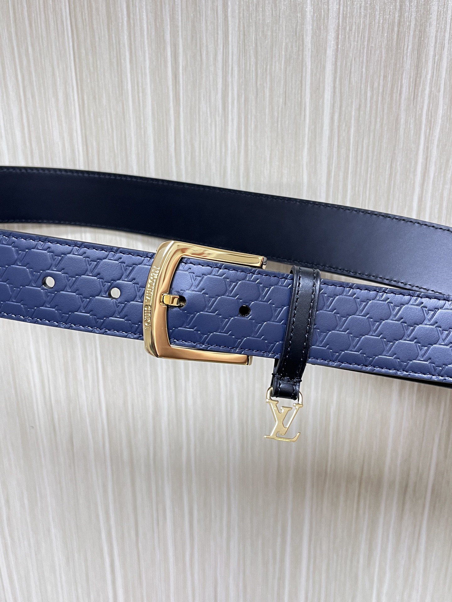 Louis Vuitton Basic Belt M