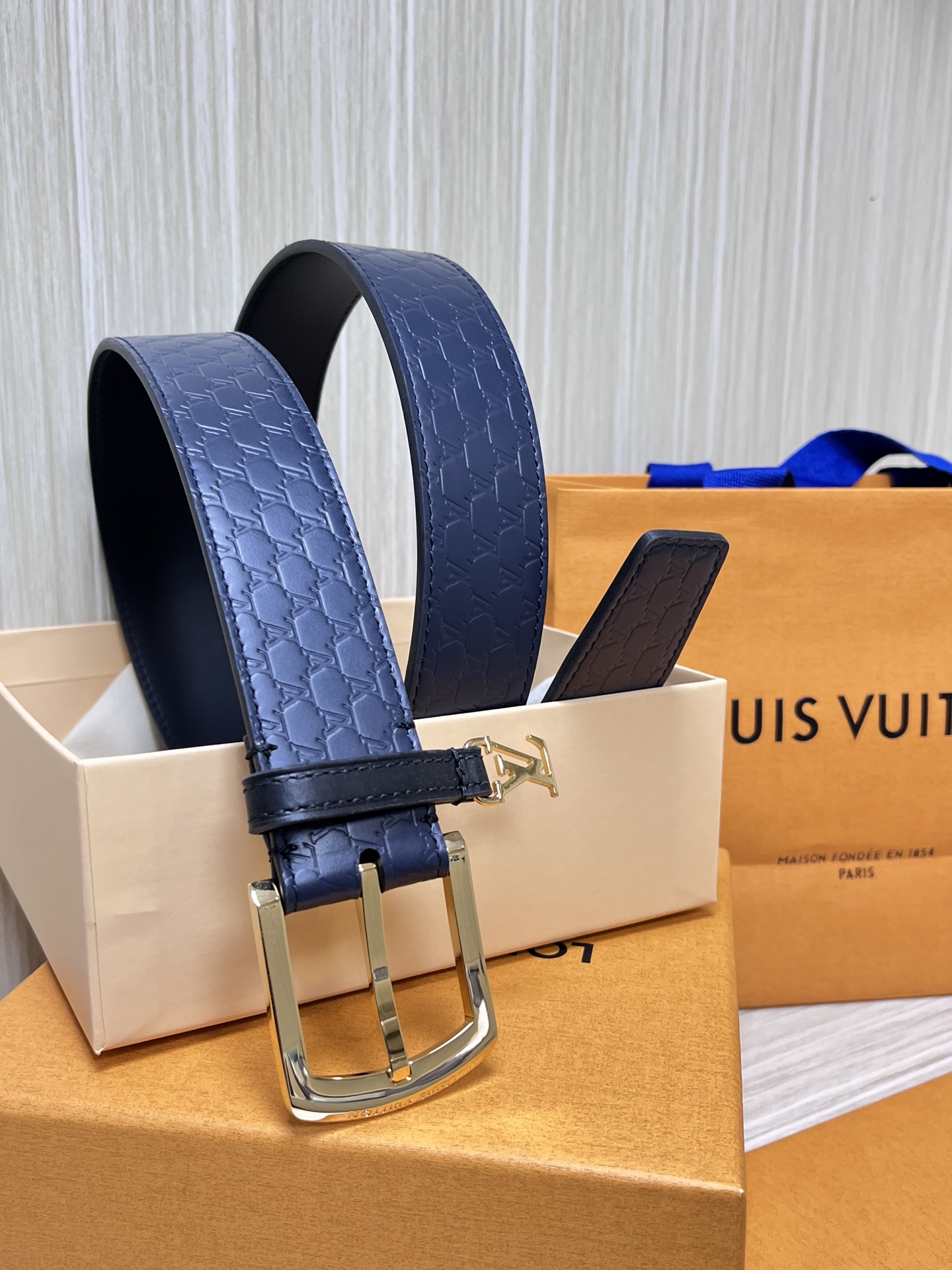 Louis Vuitton Basic Belt M
