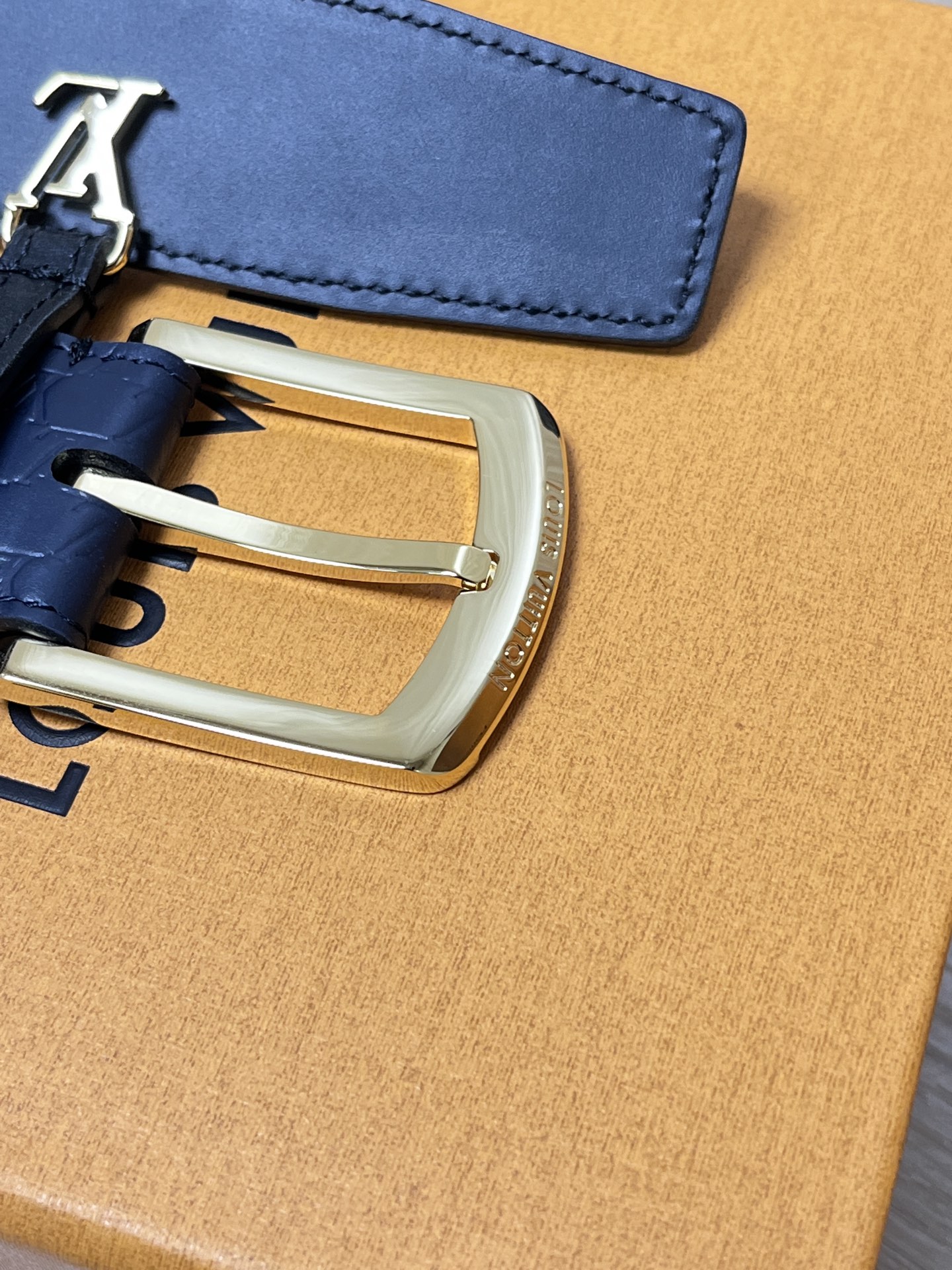 Louis Vuitton Basic Belt M