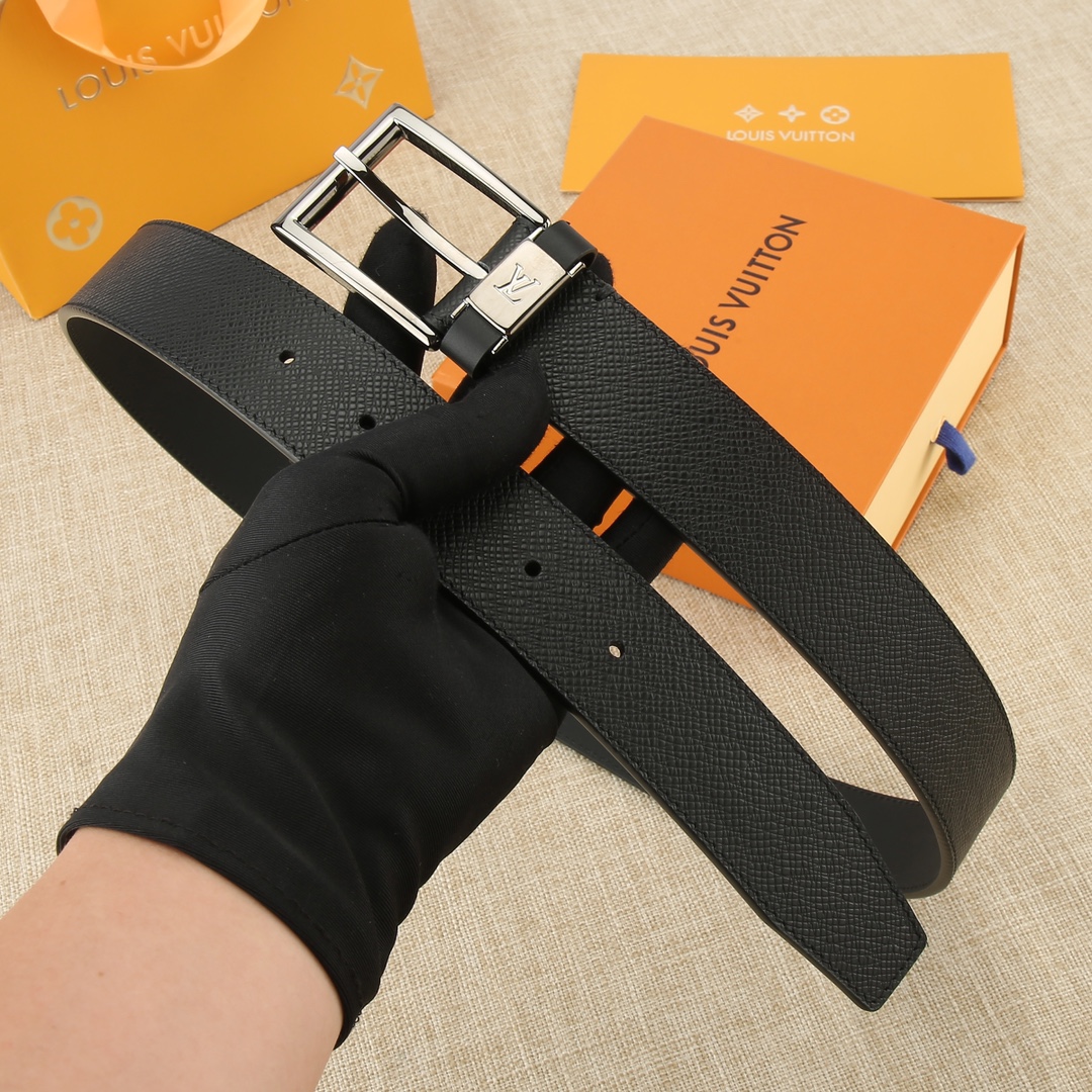 Louis Vuitton Leather Belt Cow Leather Black L