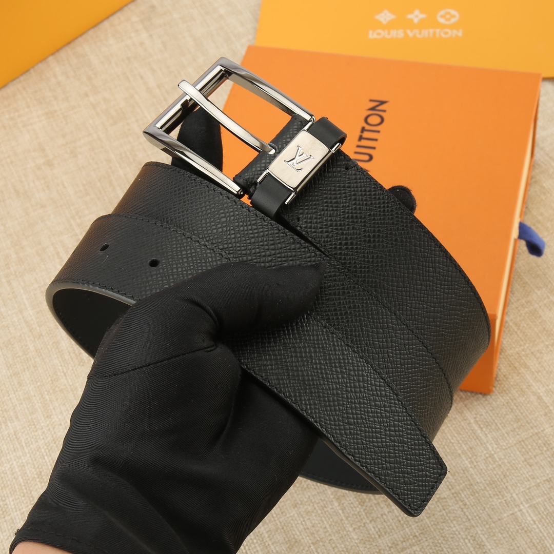 Louis Vuitton Leather Belt Cow Leather Black L