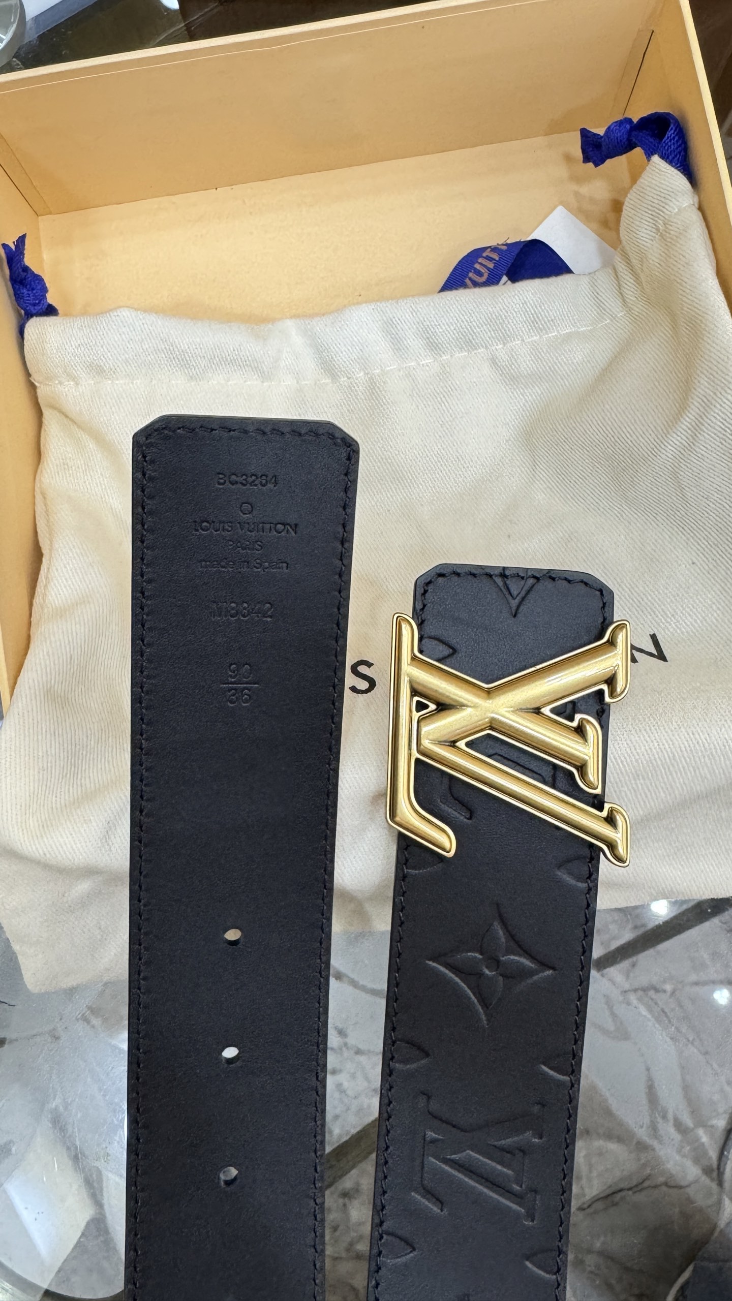 Louis Vuitton Male Basic Belt Cow Leather Black S-m-l