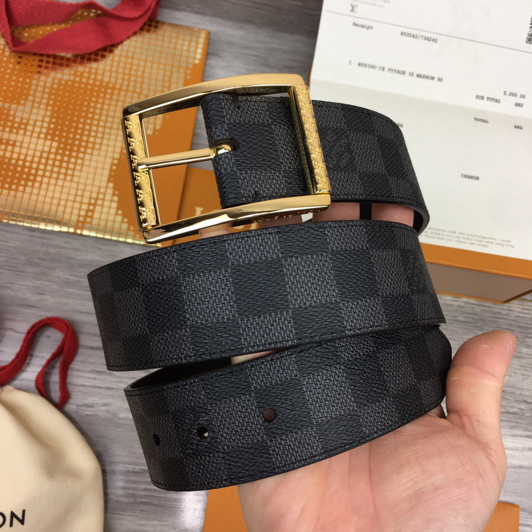 Louis Vuitton Male Basic Belt Cow Leather Black M