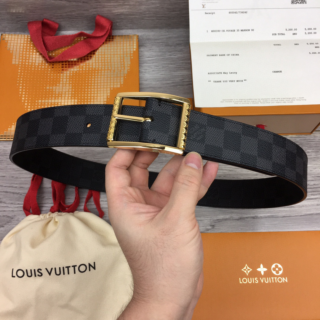 Louis Vuitton Male Basic Belt Cow Leather Black M