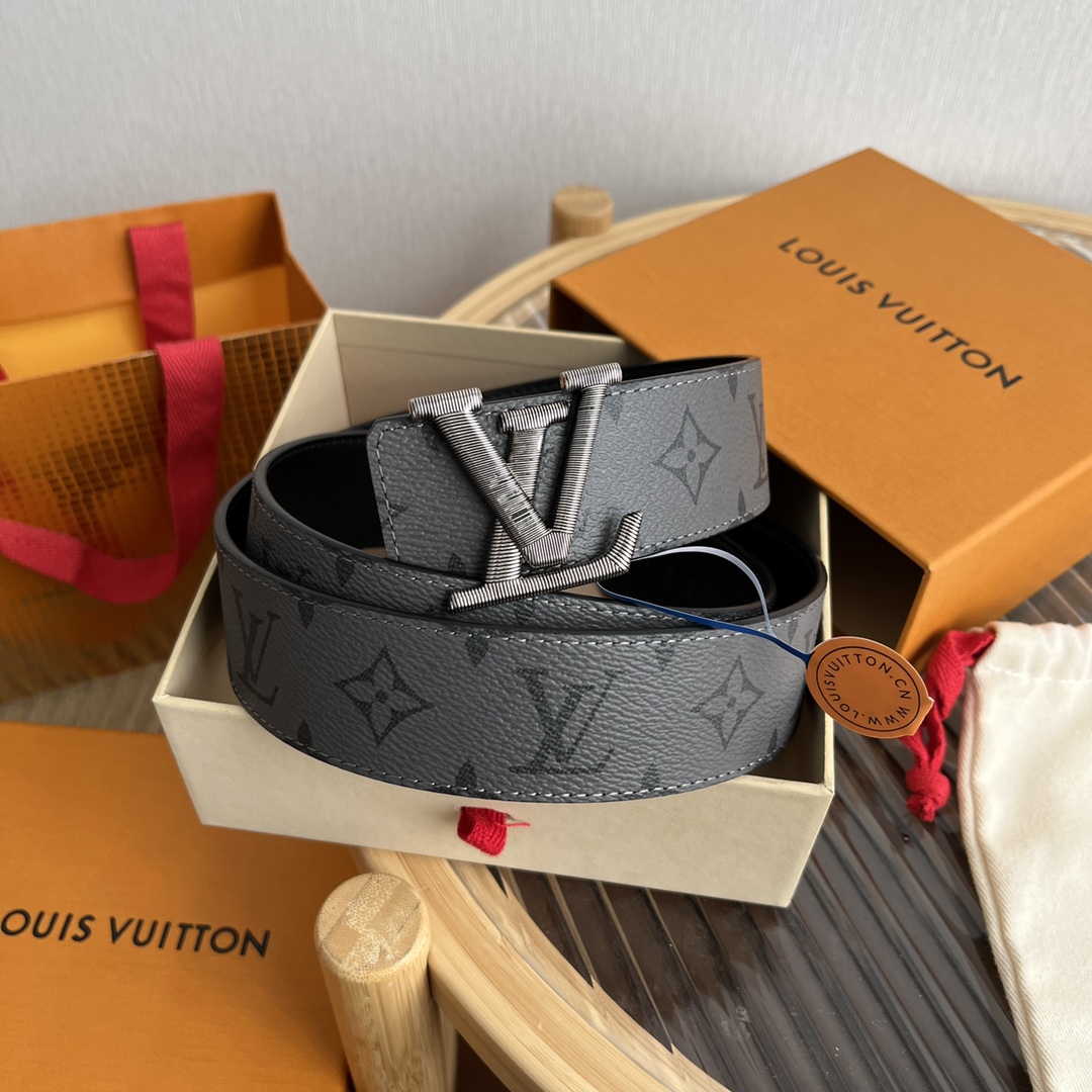Louis Vuitton Male Basic Belt Cow Leather M