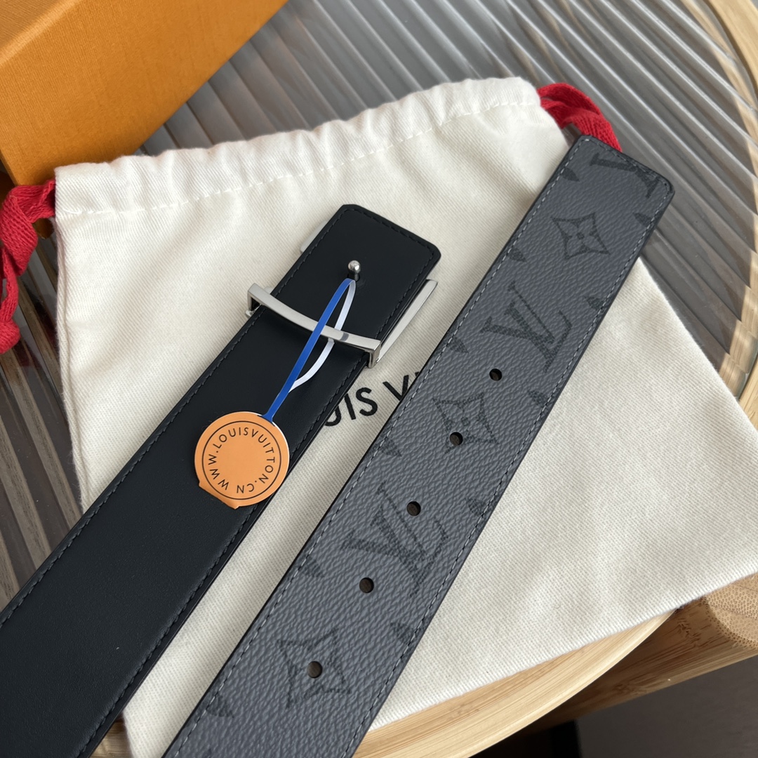 Louis Vuitton Male Basic Belt Cow Leather M