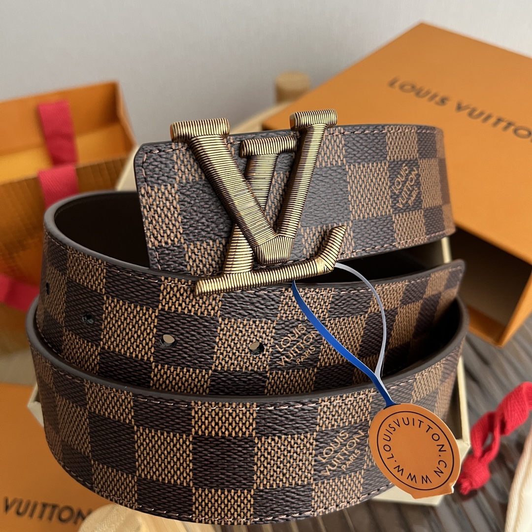 Louis Vuitton Male Basic Belt Cow Leather M