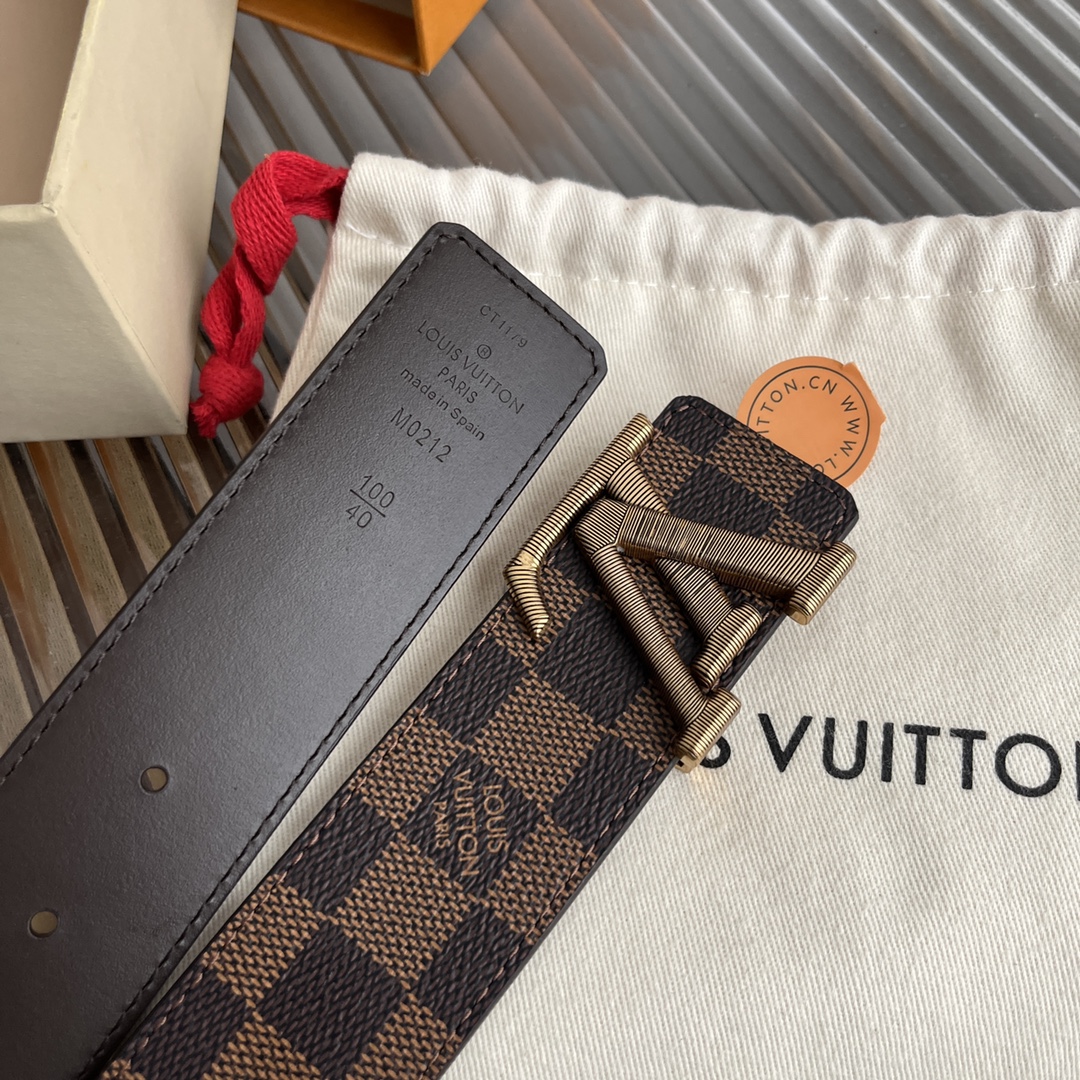 Louis Vuitton Male Basic Belt Cow Leather M