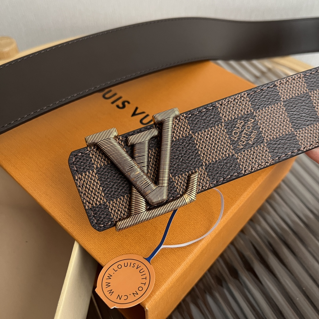 Louis Vuitton Male Basic Belt Cow Leather M