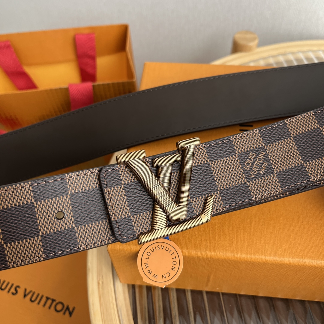 Louis Vuitton Male Basic Belt Cow Leather M