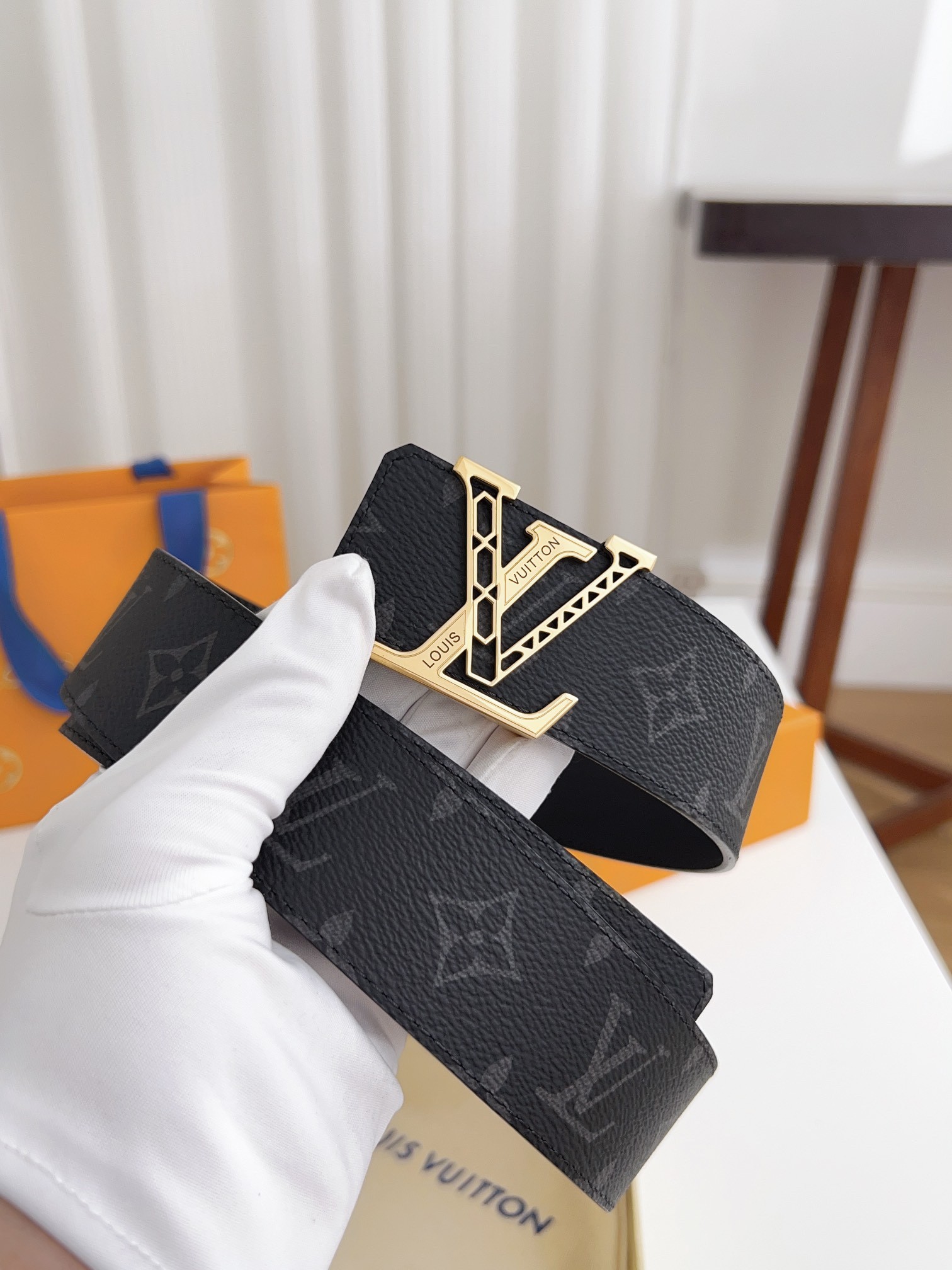 Louis Vuitton Basic Belt Cow Leather Waterproof