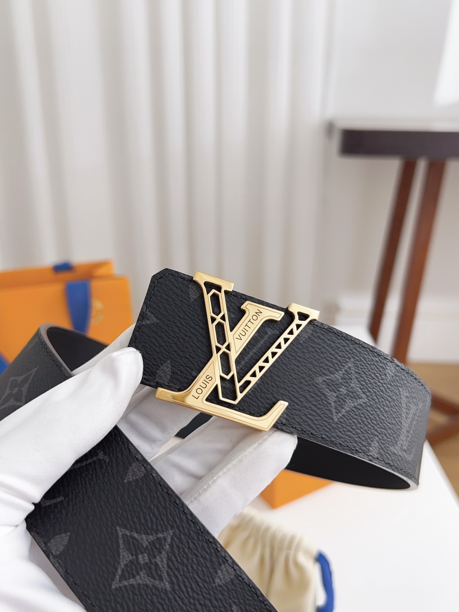 Louis Vuitton Basic Belt Cow Leather Waterproof