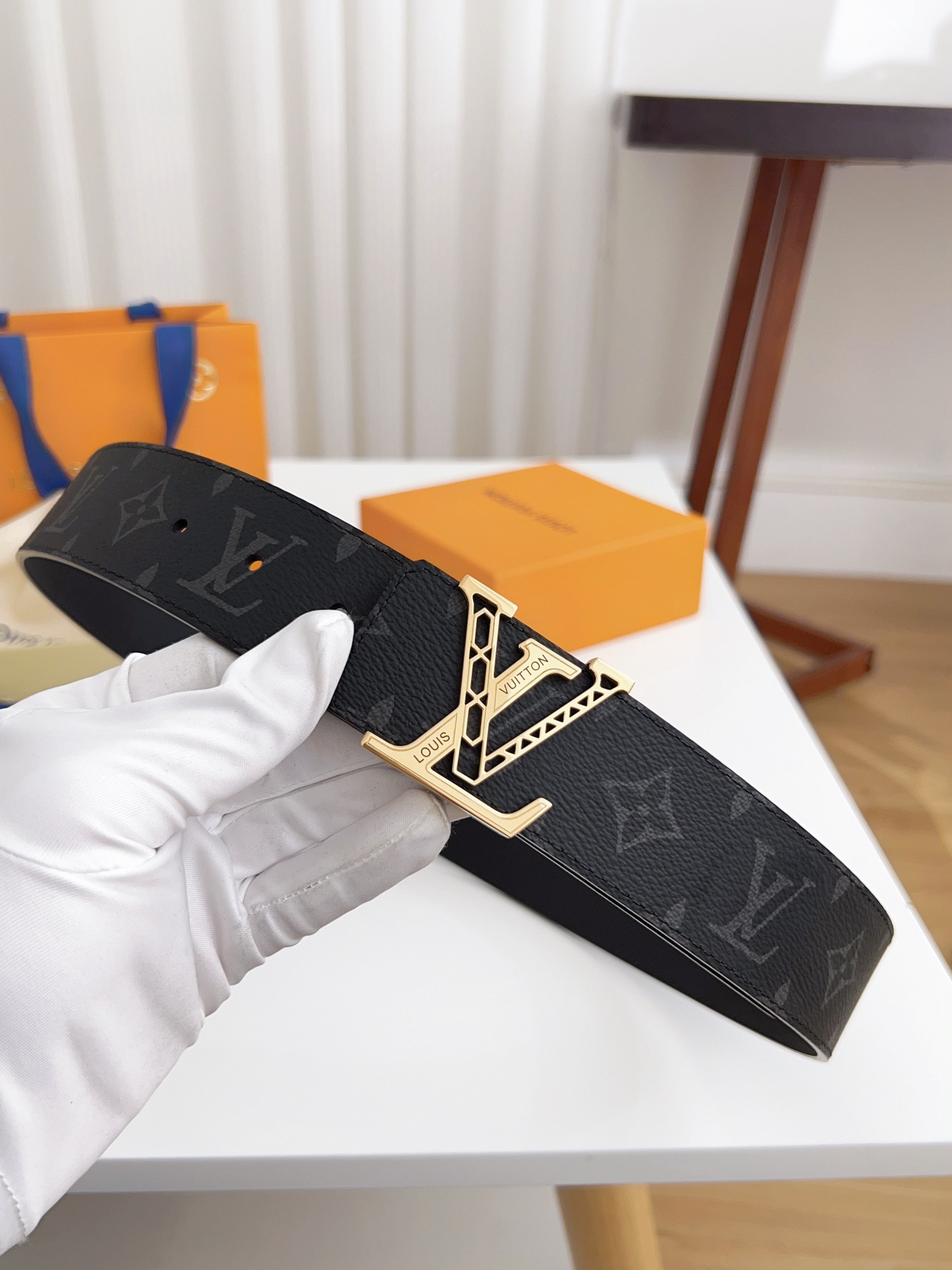 Louis Vuitton Basic Belt Cow Leather Waterproof