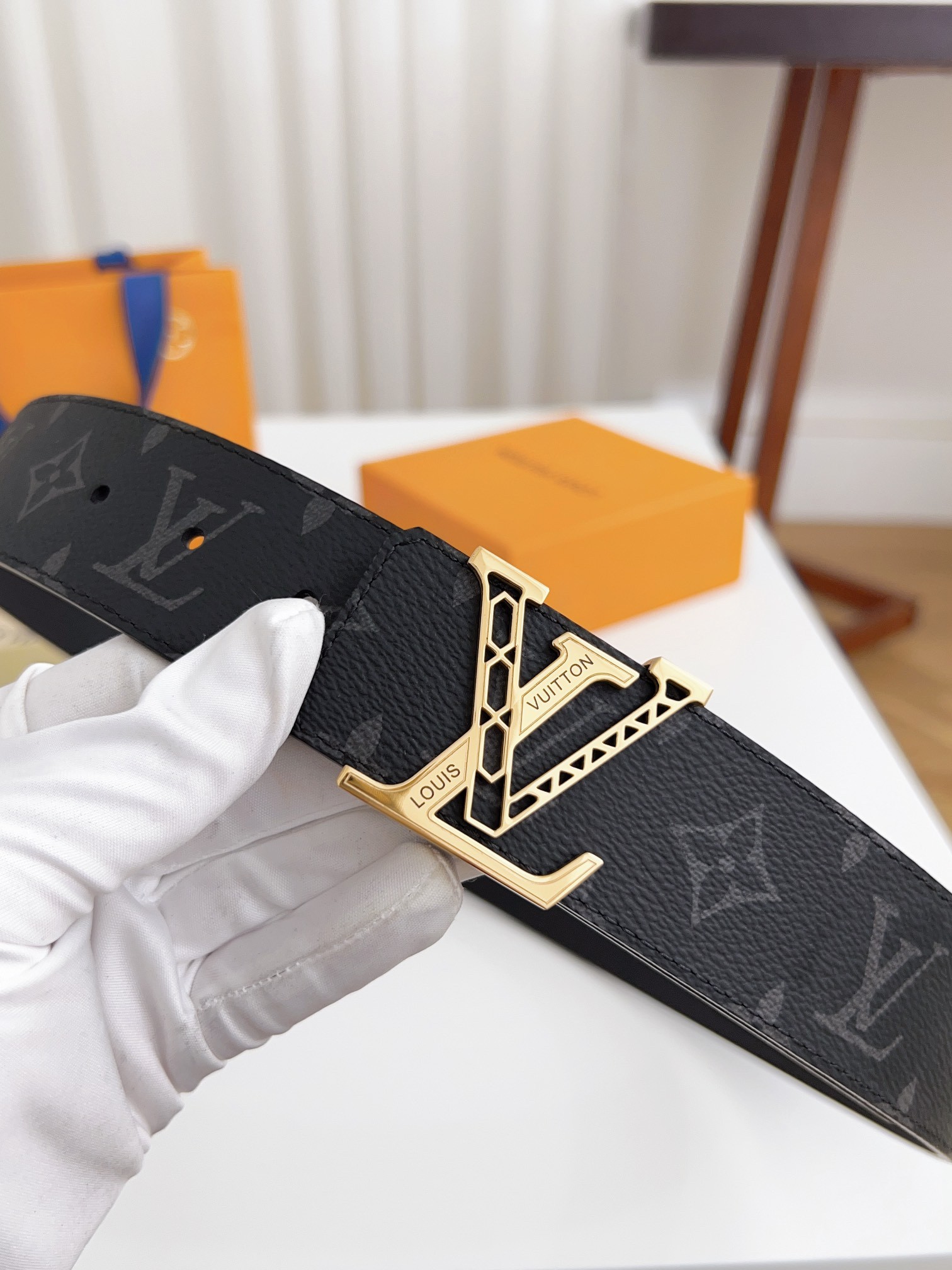Louis Vuitton Basic Belt Cow Leather Waterproof