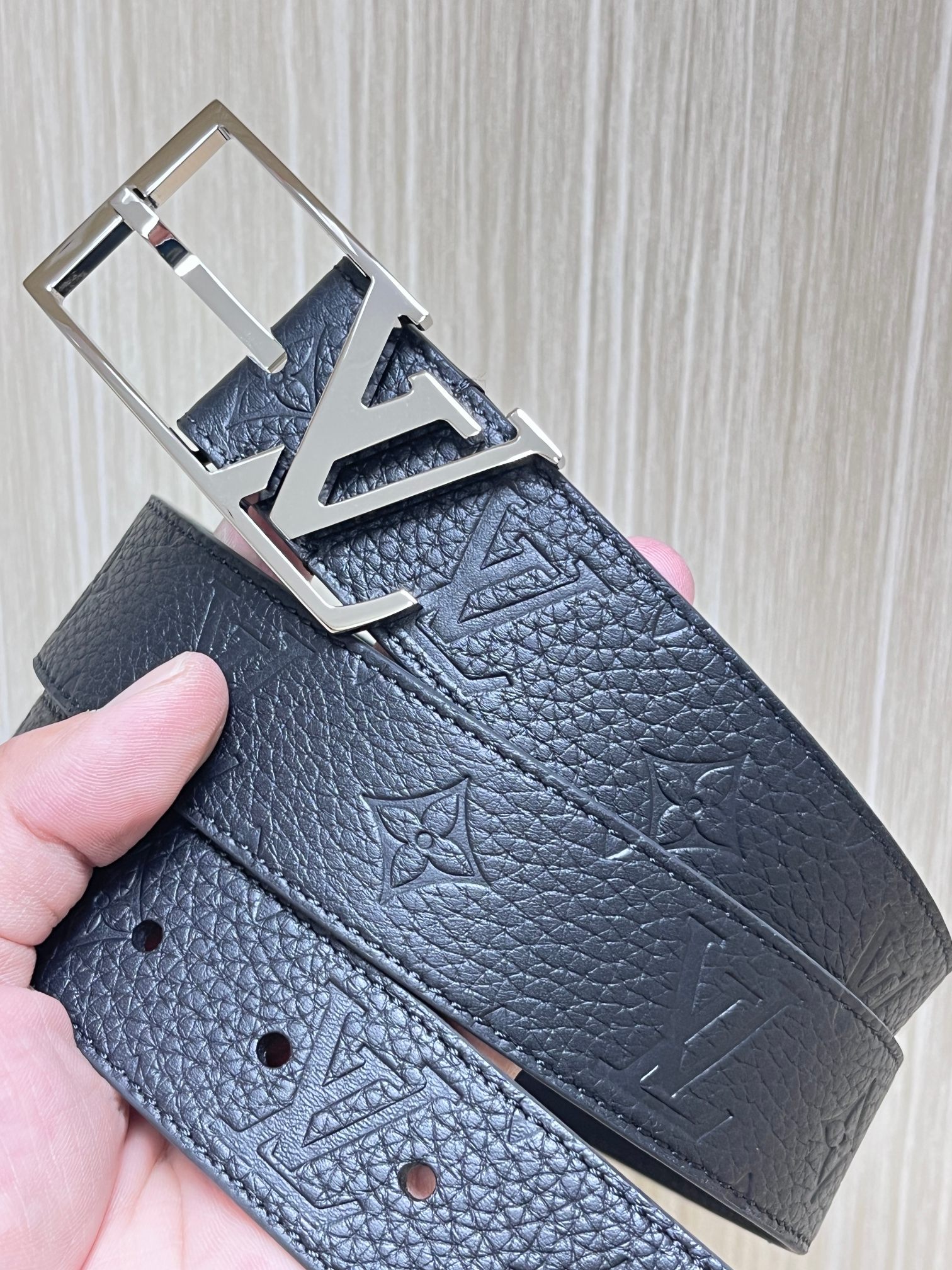 Louis Vuitton Male Basic Belt Cow Leather L