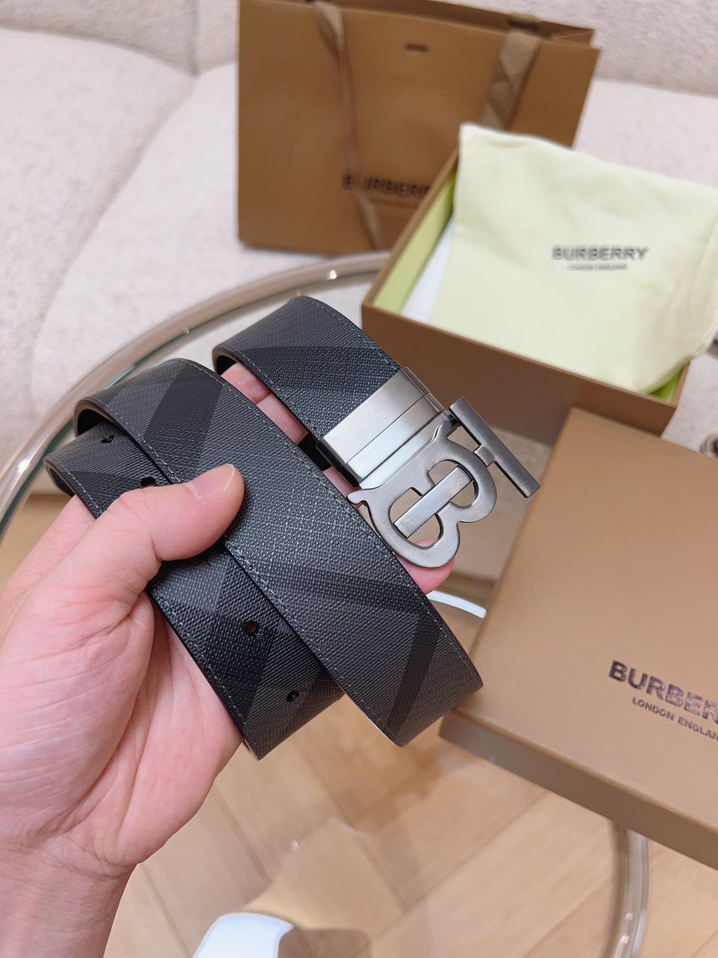 Burberry Basic Belt Cow Leather Black