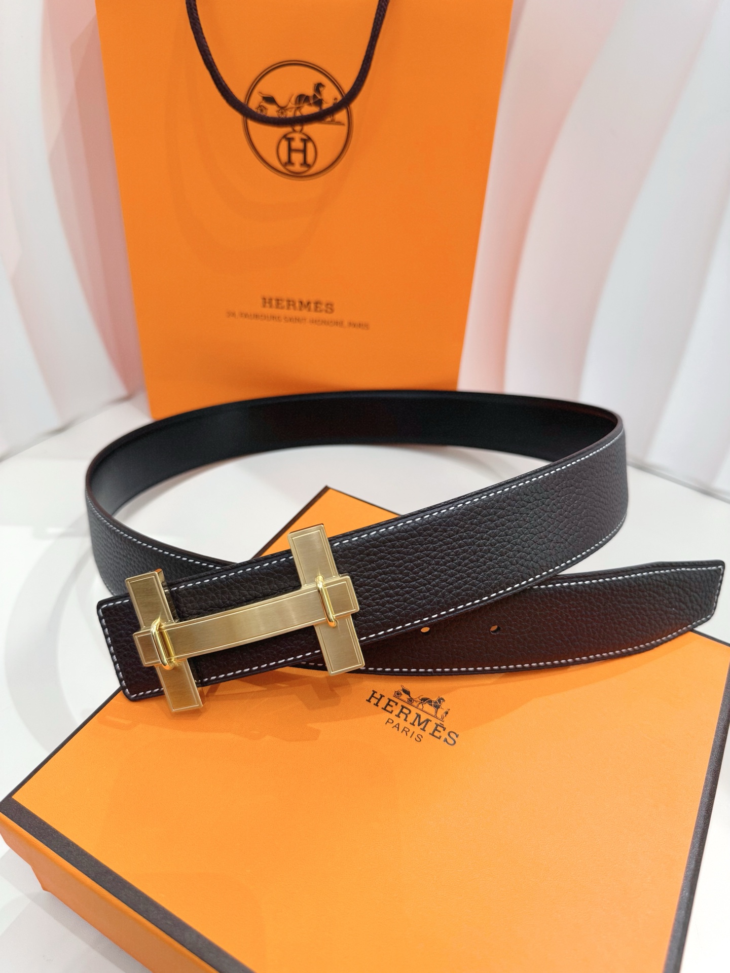 Hermès Leather Belt S-m