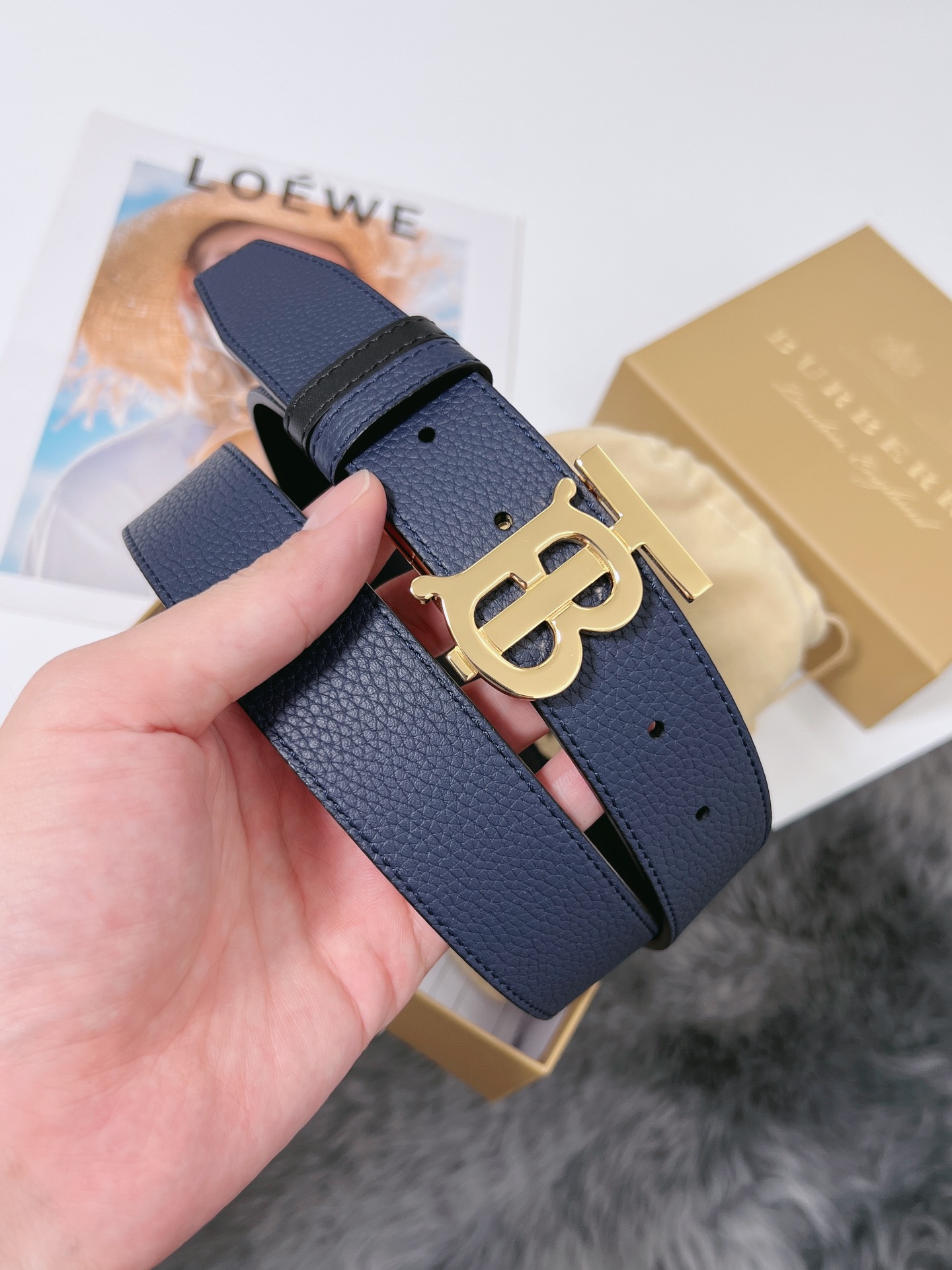 Burberry Basic Belt Top Grain Leather M