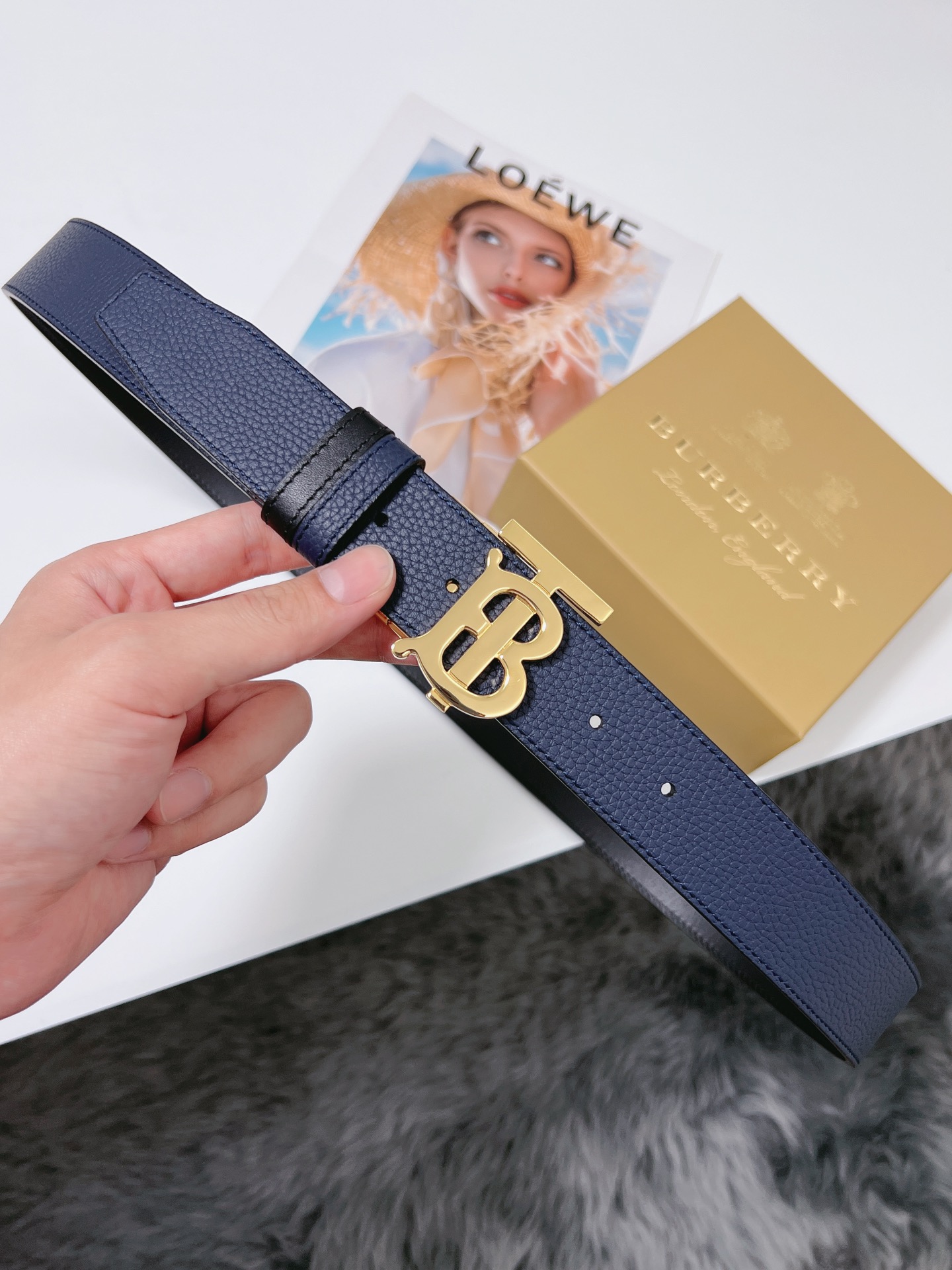 Burberry Basic Belt Top Grain Leather M